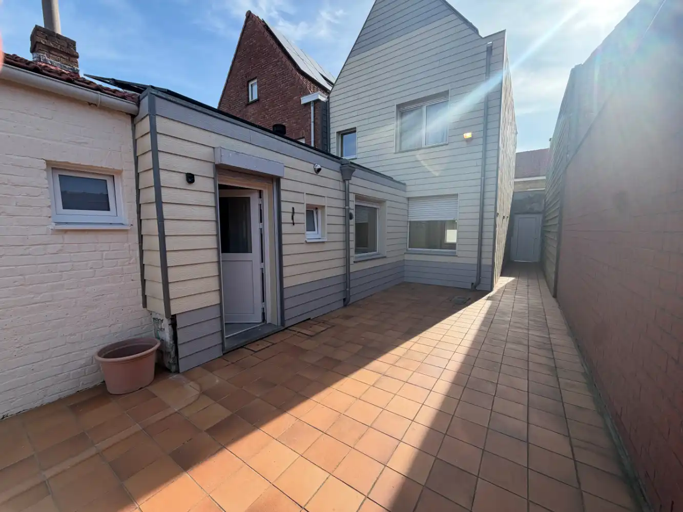 Mooi en energiezuinig huis met grote tuin/ terras en  gesloten garagebox. Gelegen in het pittoreske Lissewege. foto 10