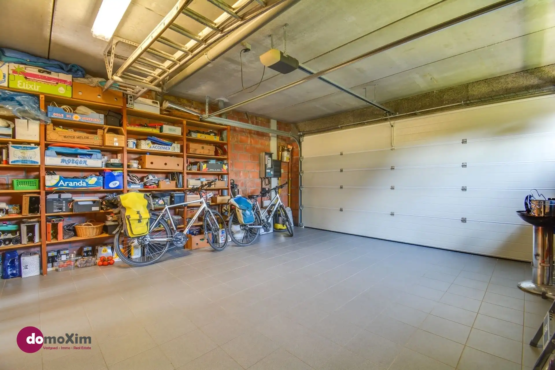 Mooie instapklare woning met 4 slaapkamers in Hever foto 14