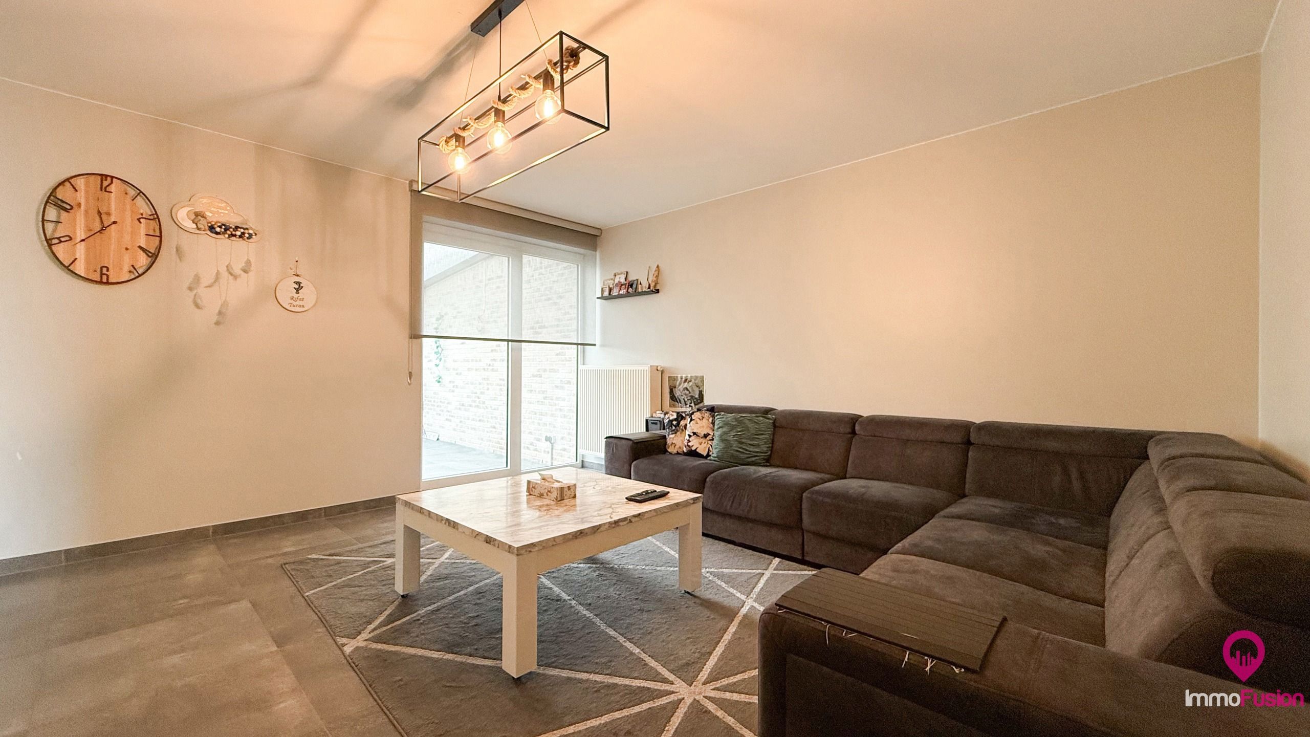 Recente halfopen woning met 2slpk en mooi tuin in Boekt! foto 5