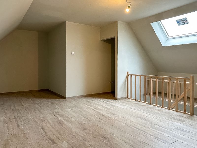 HEEL RECENT GEBOUW- APPARTEMENT TE HUUR IN HARTJE EEKLO foto 5