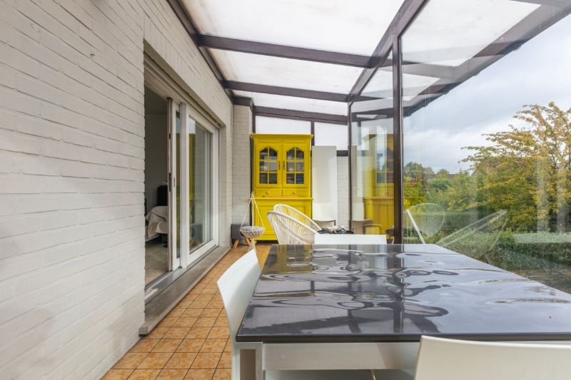 Residentieel gelegen, ruime woning met 3 slaapkamers, bureau, ruime garage, gezellige tuin...(zonnepanelen, thuisbatterij, energielabel C...) foto 7