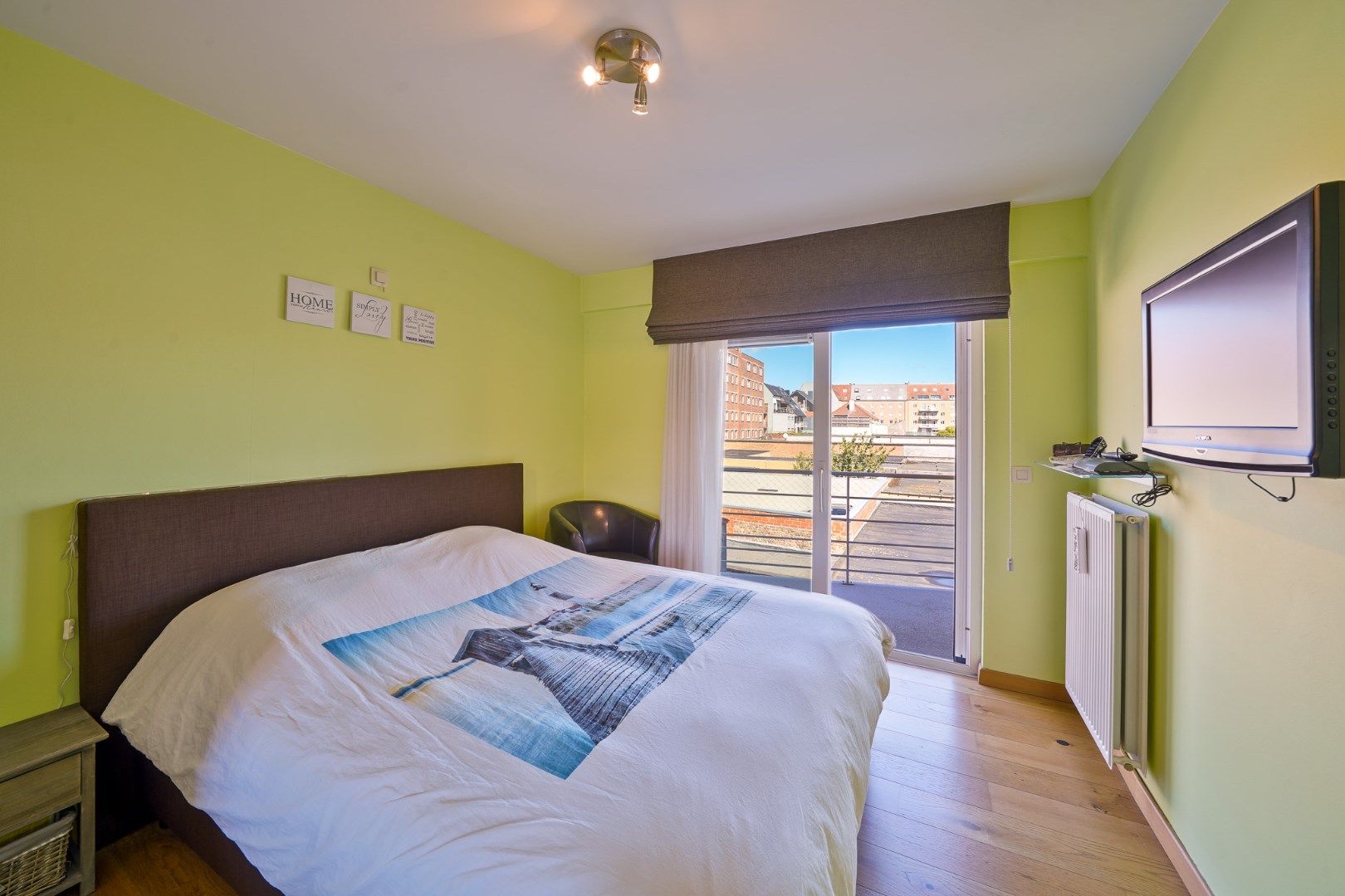 Instapklaar 2-slaapkamerappartement op toplocatie in Bredene foto 10