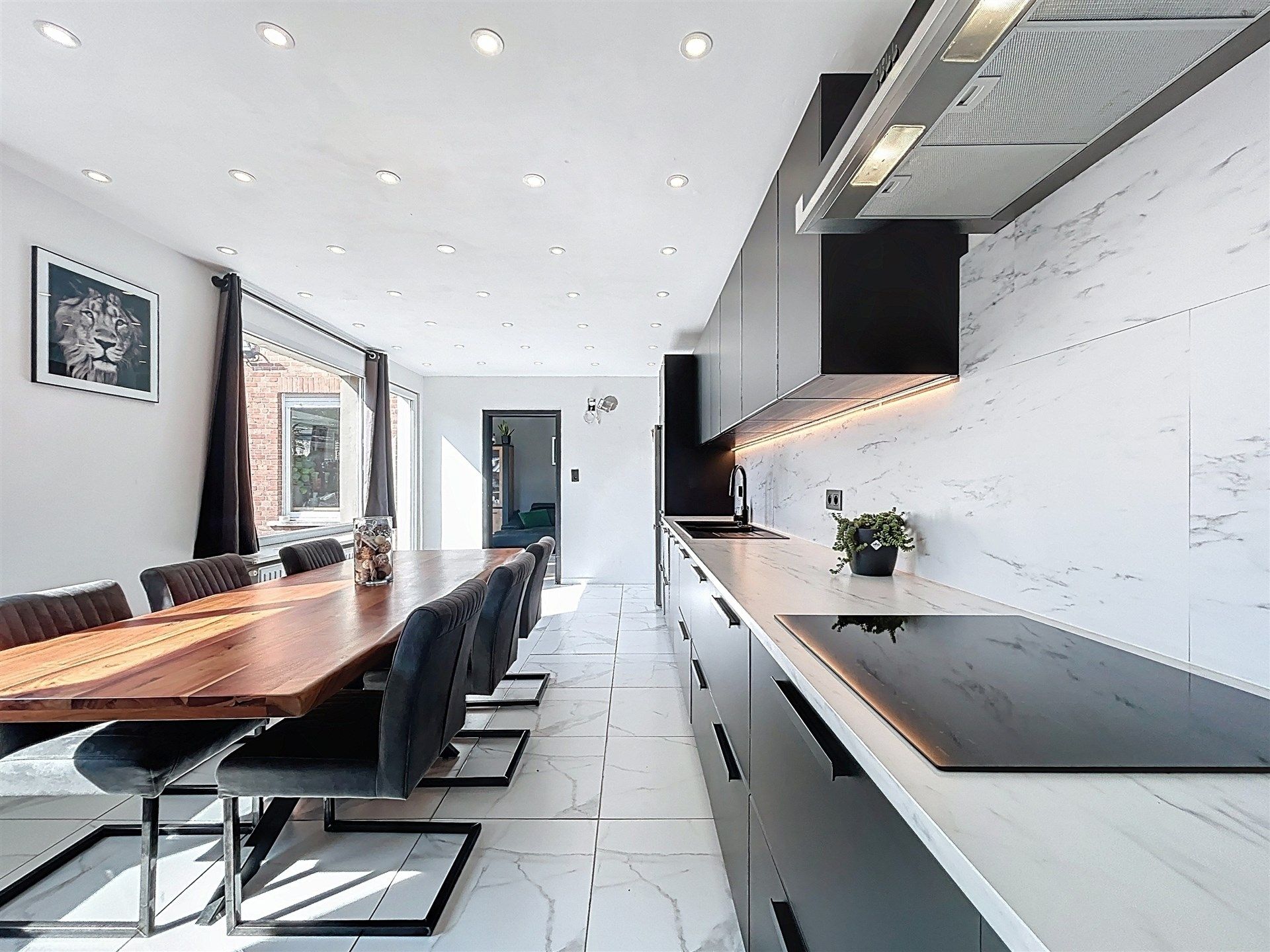 instapklare gezinswoning met 4 slaapkamers op perceel van 387m² foto 2