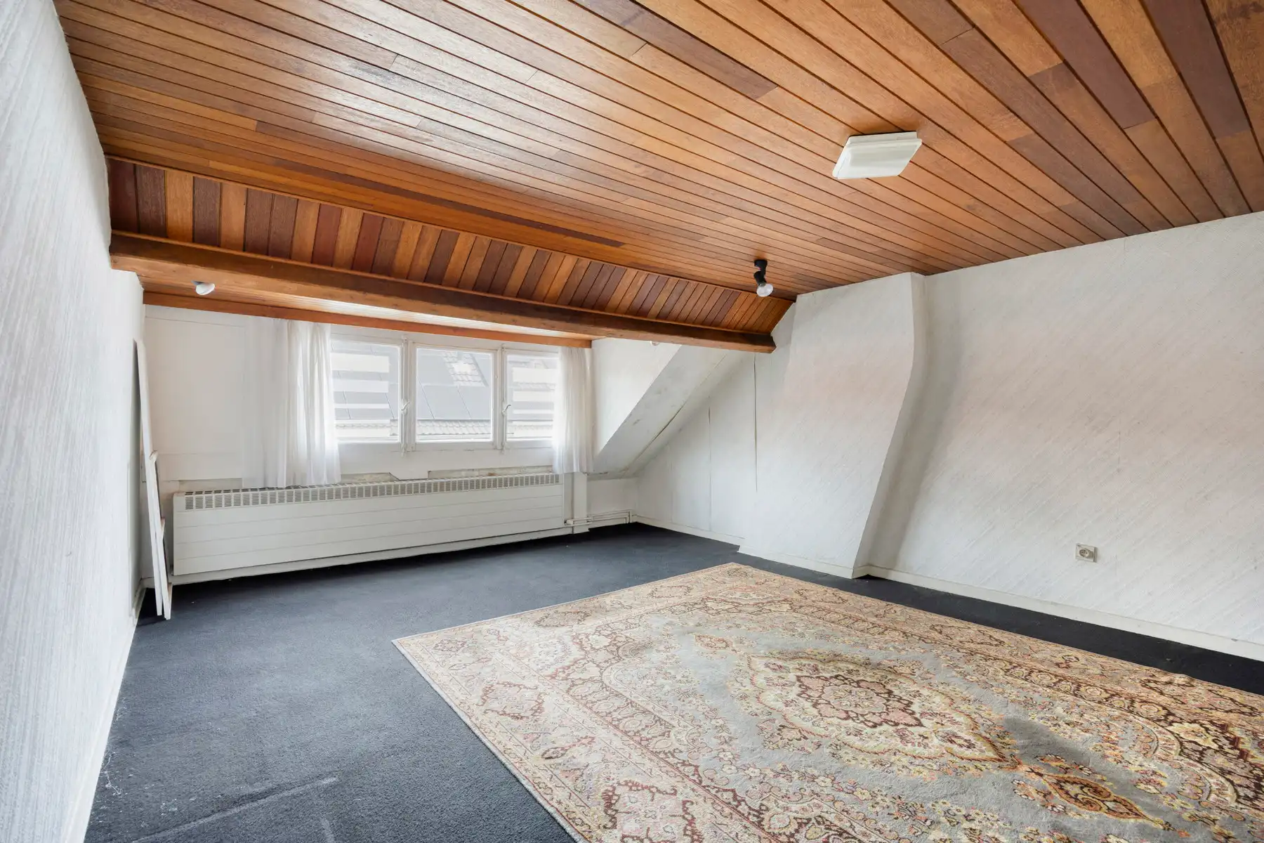 Te renoveren woning / projectgrond op centrale ligging  foto 21