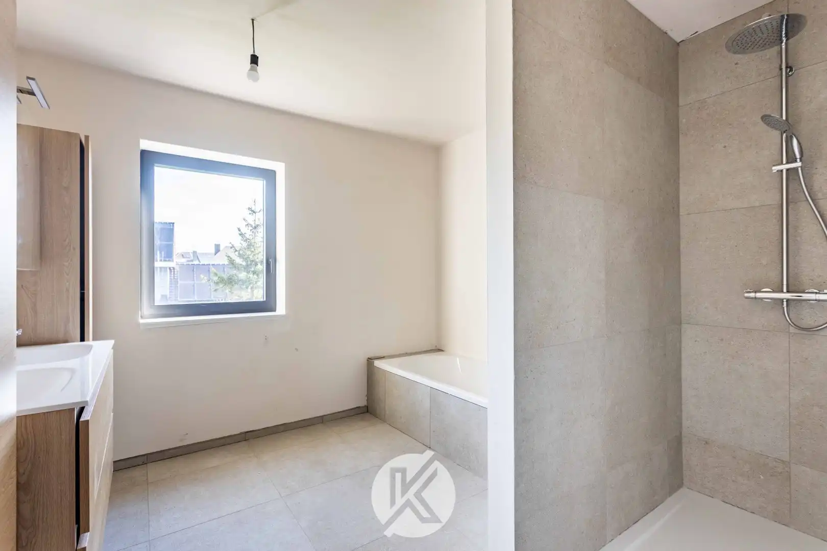 Halfopen nieuwbouwwoning in groene woonomgeving foto 17