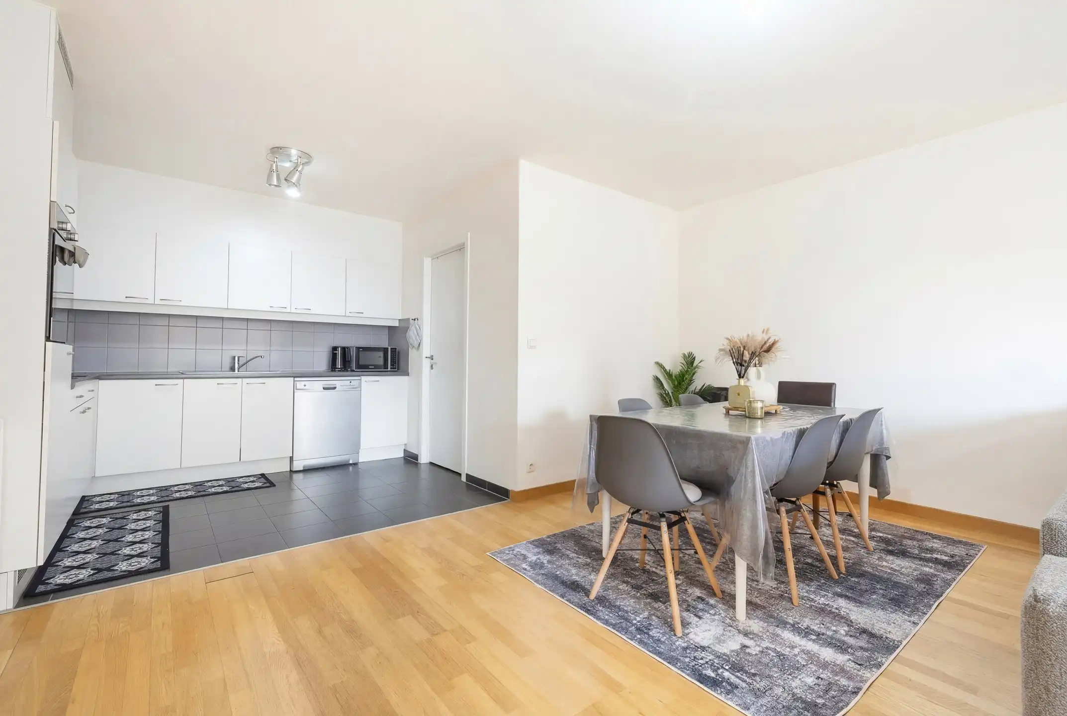 3 slaapkamers, terras, parking: alles is er foto 2