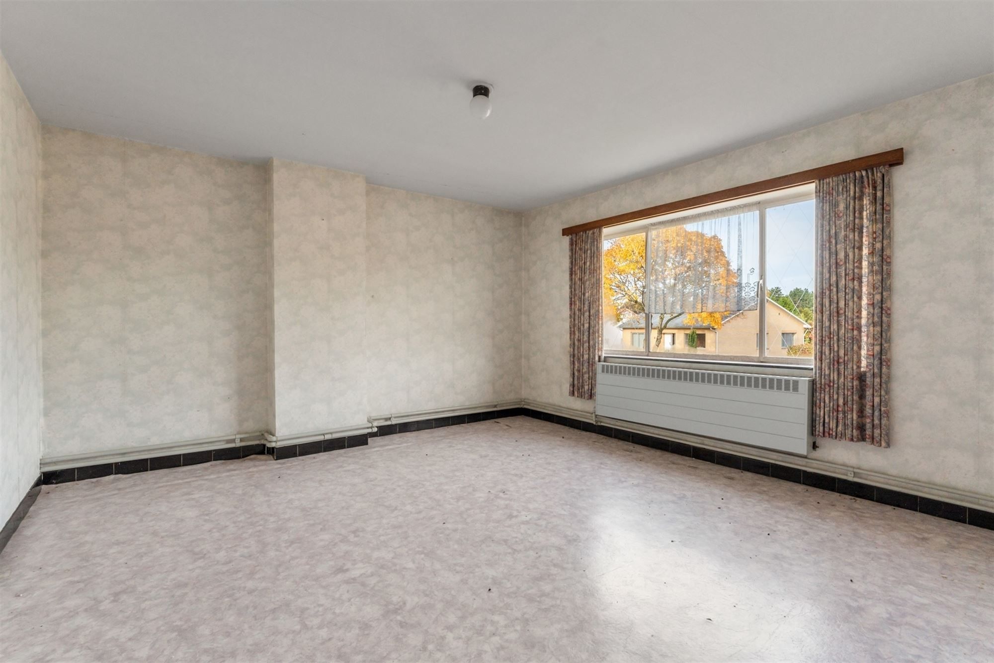 TE RENOVEREN OF AF TE BREKEN WONING OP EEN RUSTIGE LIGGEN TE PAAL foto 9