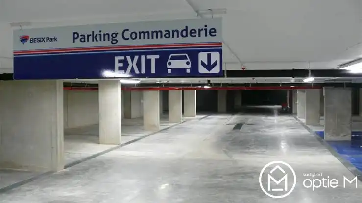 Ondergrondse parkeerplaats te huur in Bilzen-Hoeselt – Parking Commanderie foto {{pictureIndex}}