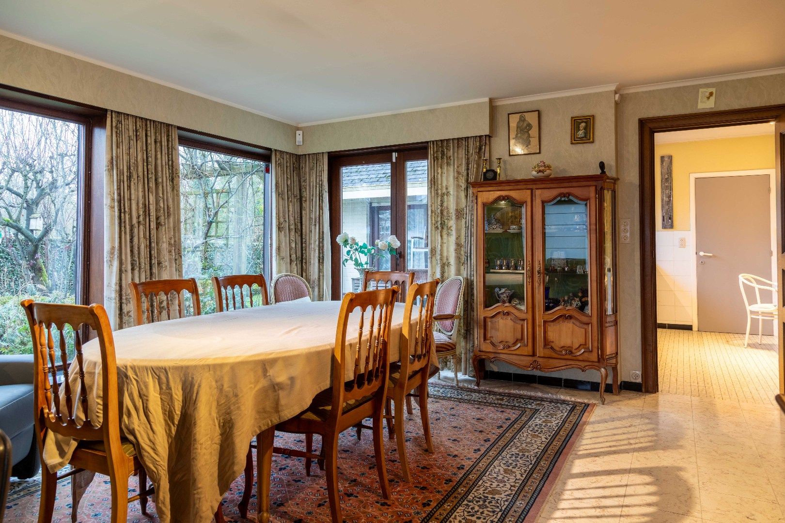 Centraal gelegen bungalow in groene omgeving St-Andries foto 5