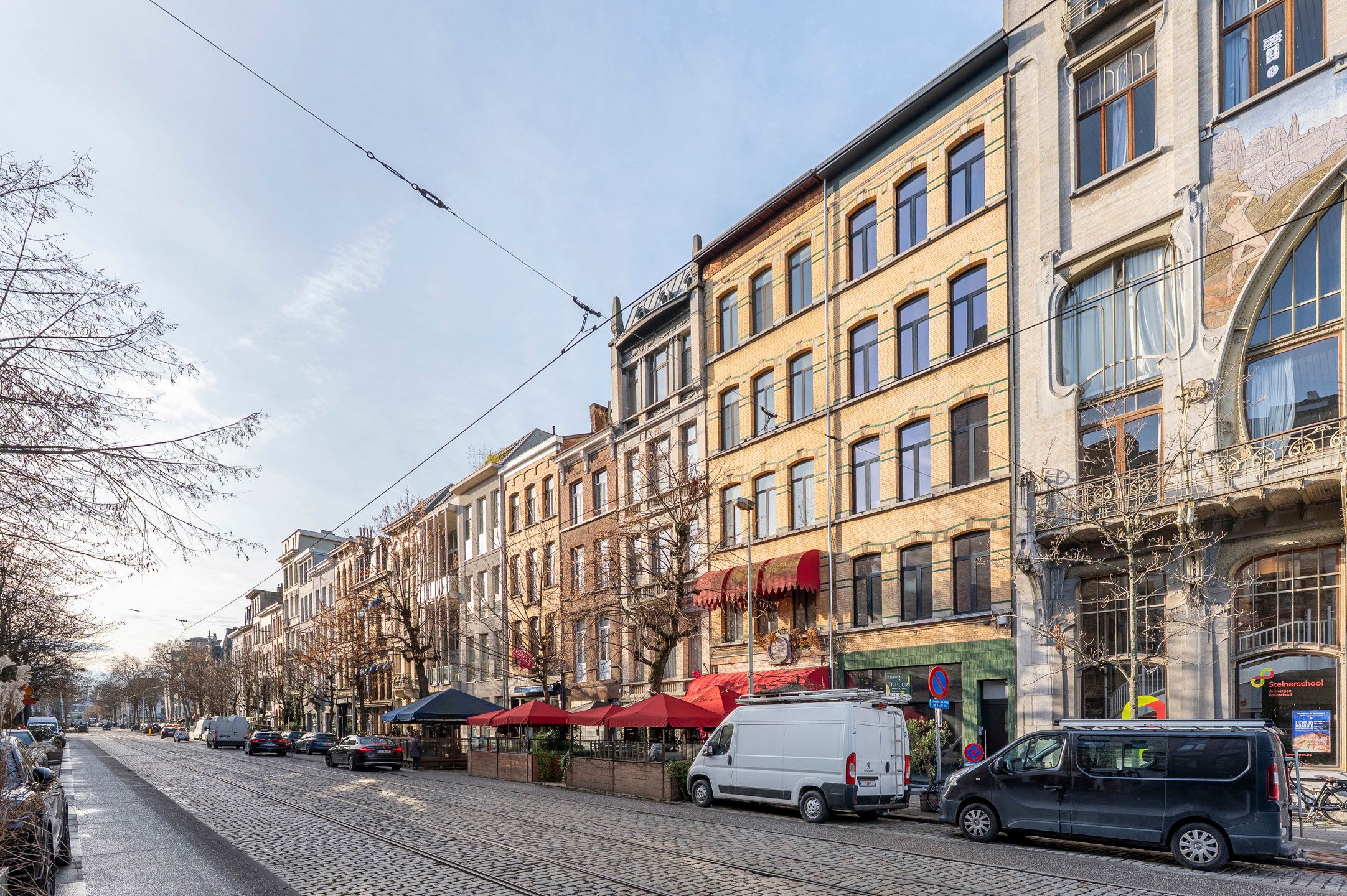 ANTWERPEN ZUID - Karaktervol gerenoveerd appartement  foto 3