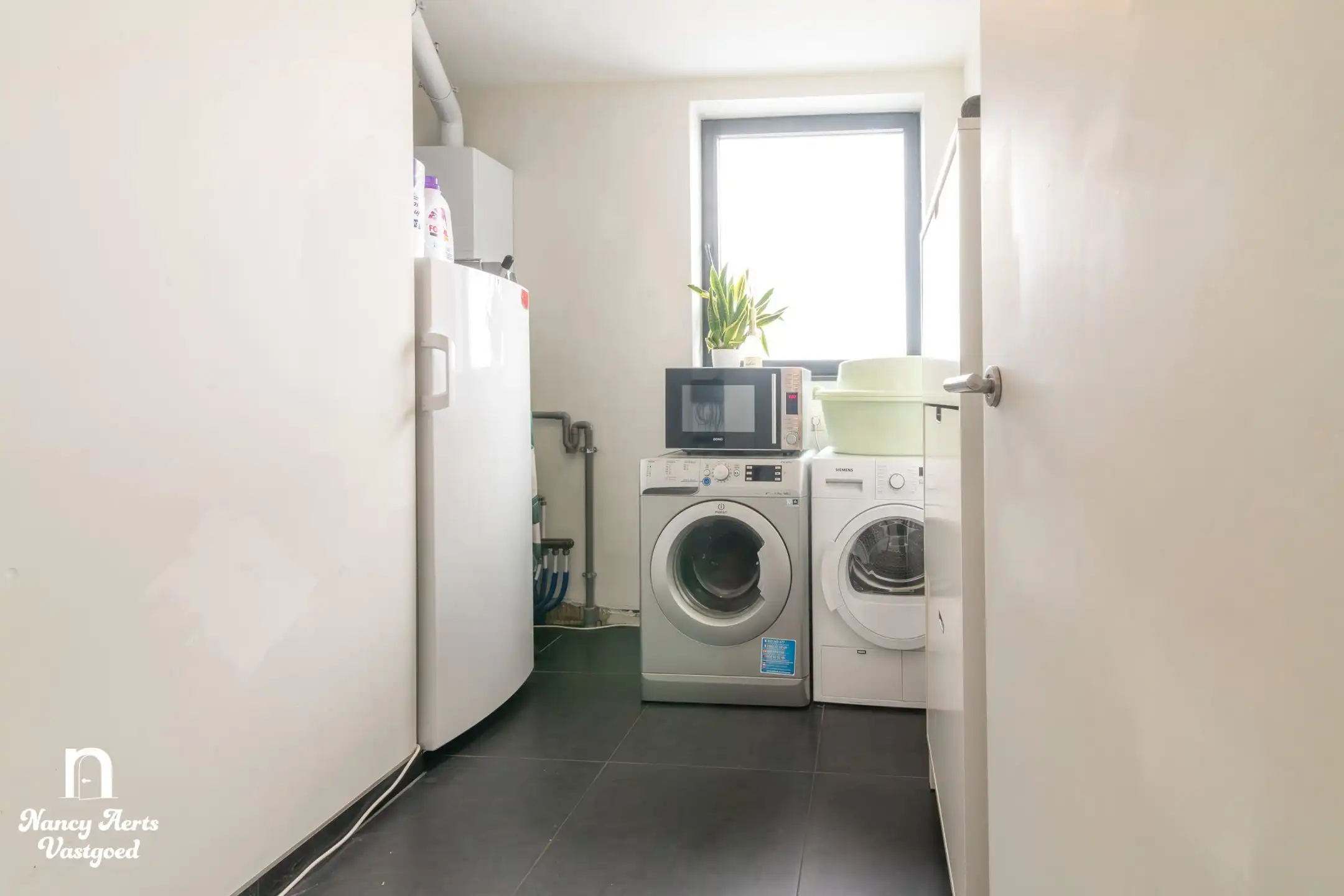 Lichtrijk penthouse met groot rondom terras en 2 parkings foto 22