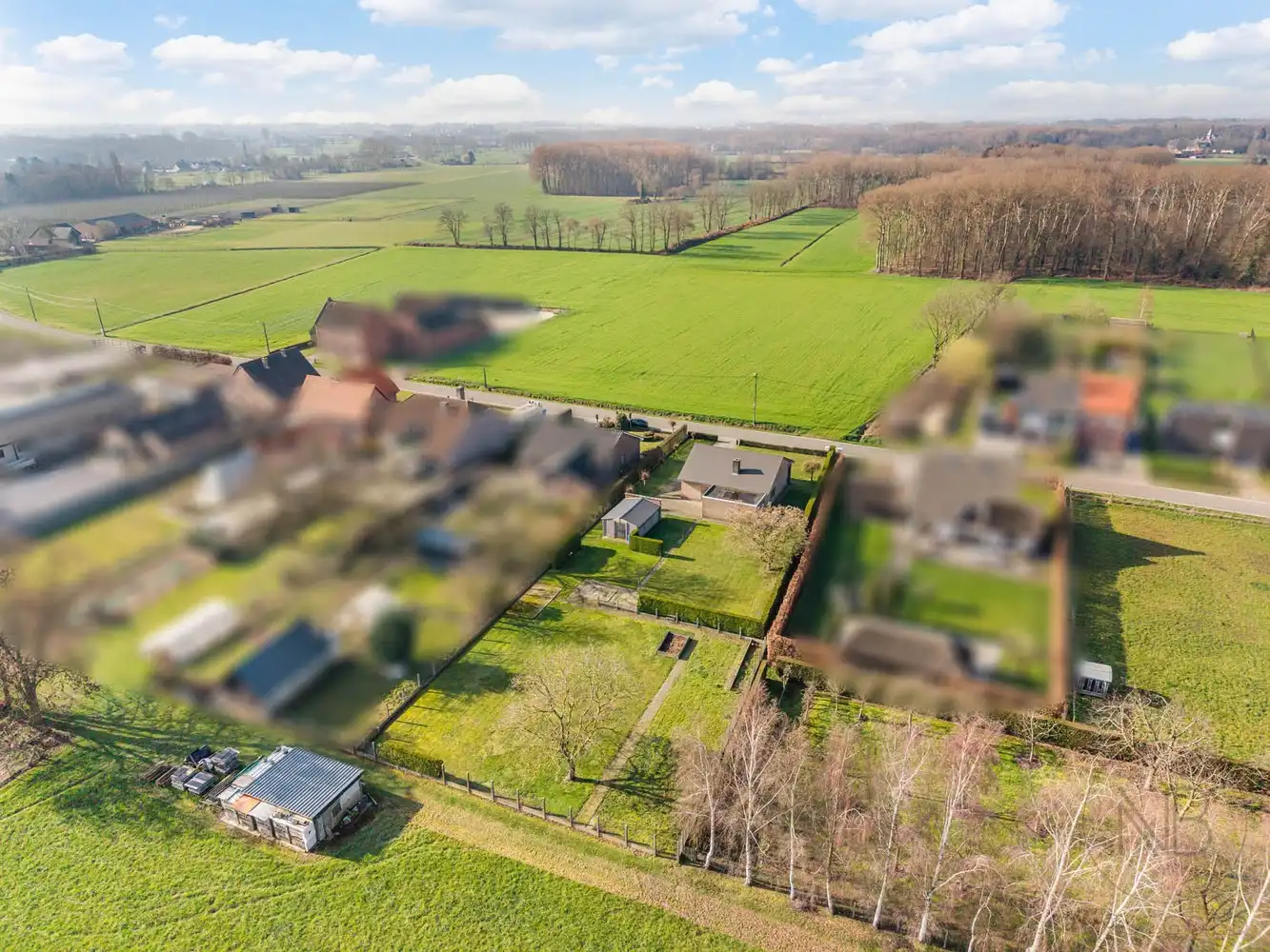 Gelijkvloerse woning met 2 slaapkamers op een uniek perceel van 18a 26ca foto 23