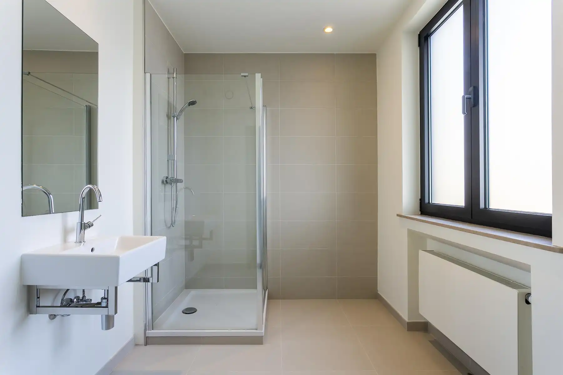 Luxueus afgewerkt appartement op zeer centrale ligging. foto 33
