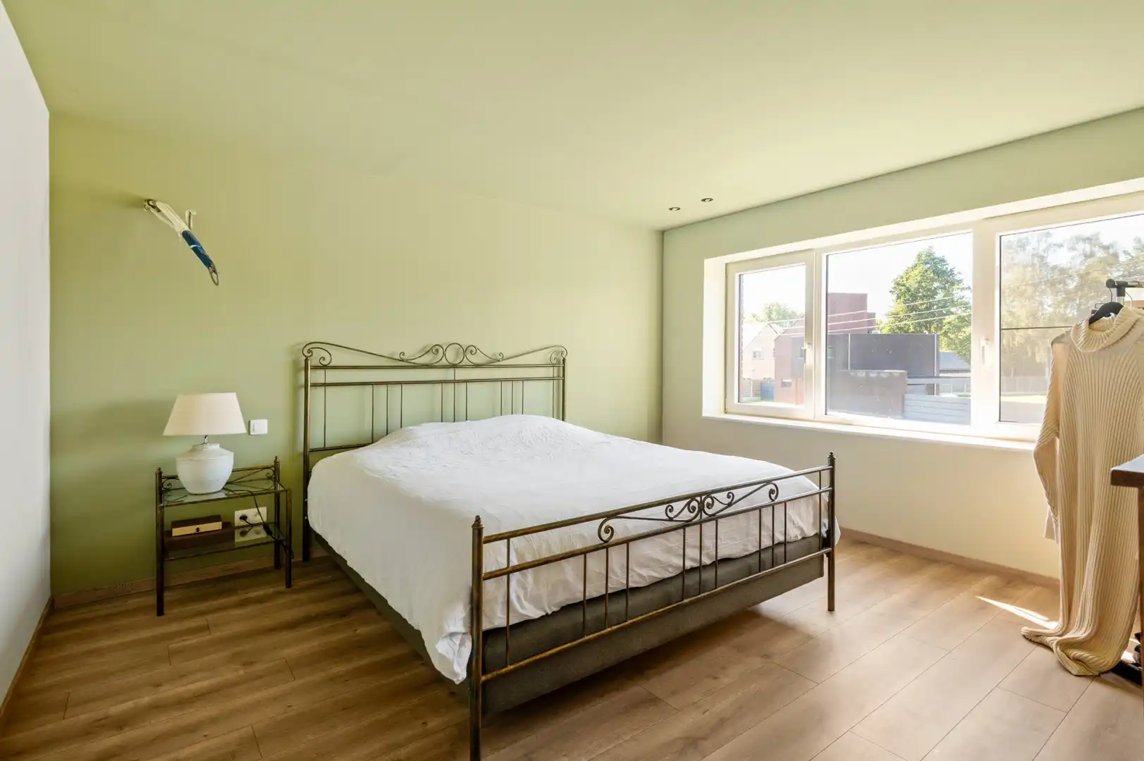 Vrijstaande woning op een ruim perceel van 3.330 m² met prachtig groen uitzicht en tal van mogelijkheden foto 21