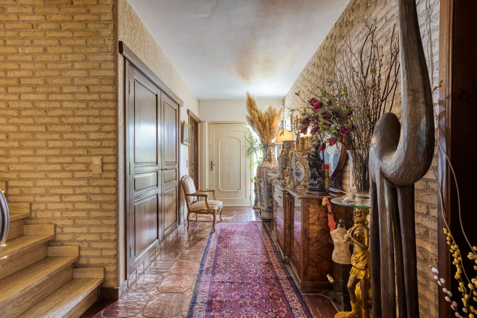 Ruime alleenstaande villa met garage, zonnig terras en tuin op 899 m² foto 11