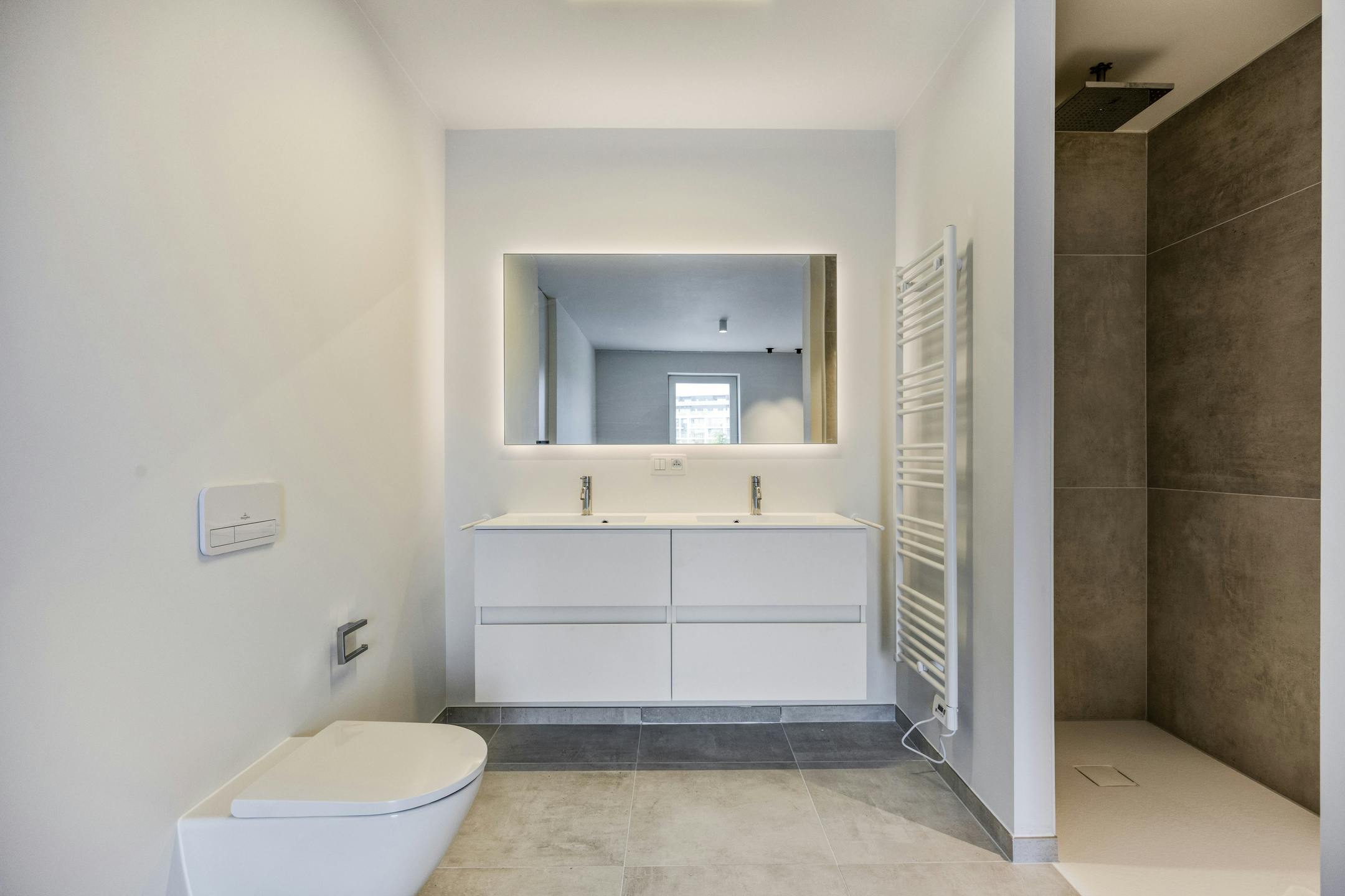 Duplex appartement met 3 slaapkamers aan het water te koop!  foto 17