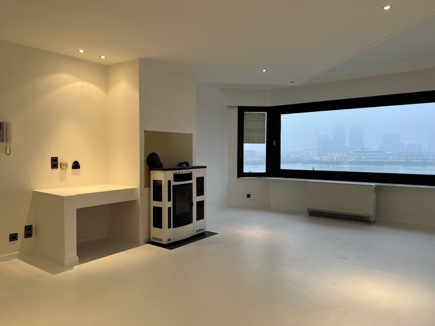 WOONAPPARTEMENT MET OPEN ZICHT NAAR DE HAVEN foto 3