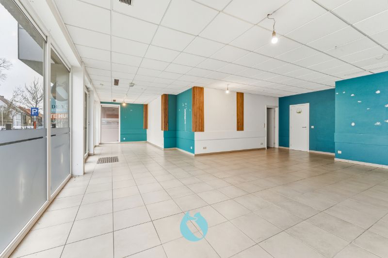 Opbrengsteigendom bestaande uit 8 entiteiten met parkeerplaatsen foto 2