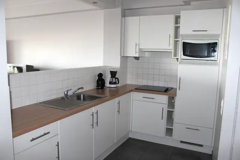 Ruim gemeubeld appartement met 2 slaapkamers foto 5