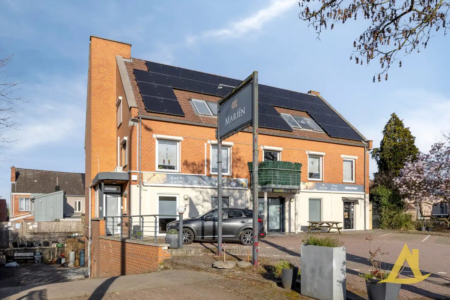 ZEER RUIM APPARTEMENT MET STUDIO EN 2 AUTOSTAANPLAATSEN TE DIEST! foto 31