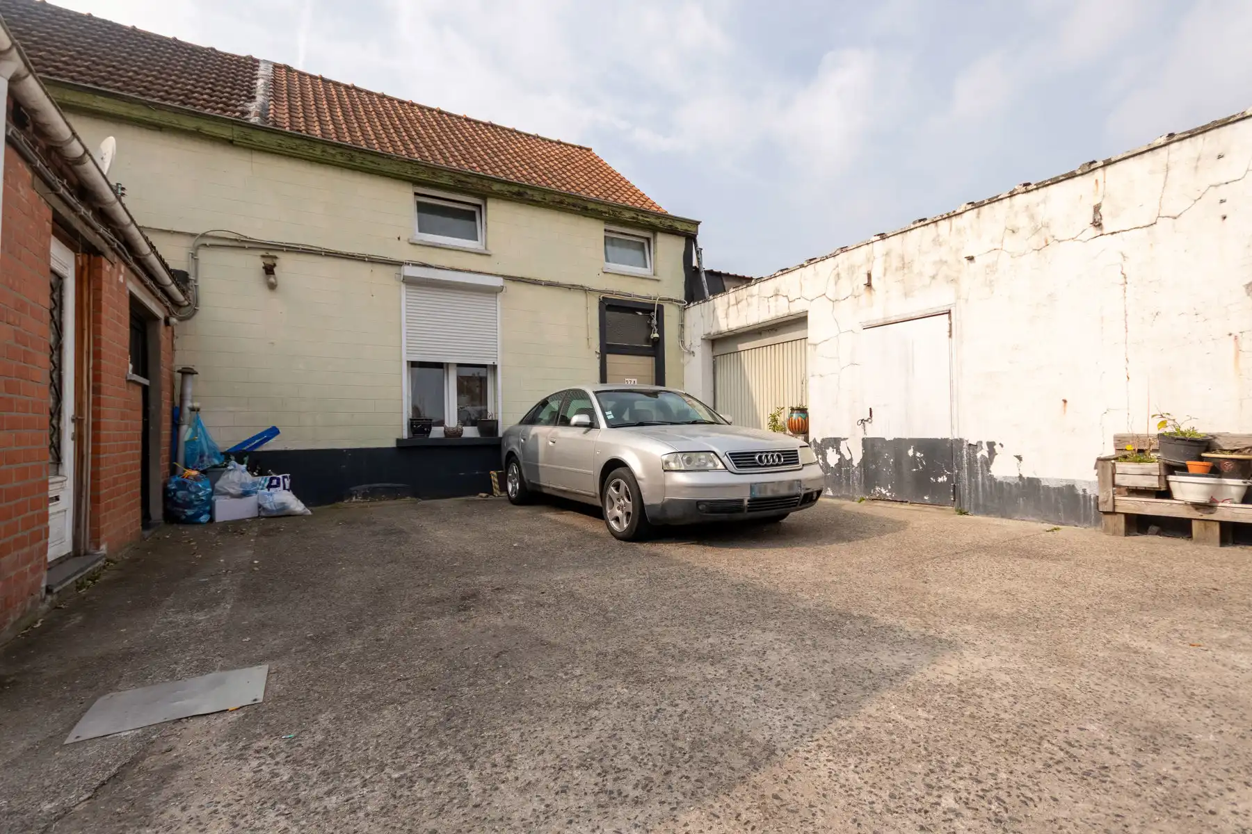 Gunstig gelegen woning met 3 slaapkamers en stadstuin foto {{pictureIndex}}