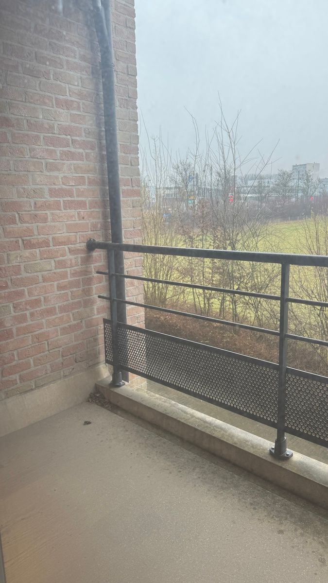 Zeer aangenaam en centraal gelegen 3 slaapkamer appartement  foto 22
