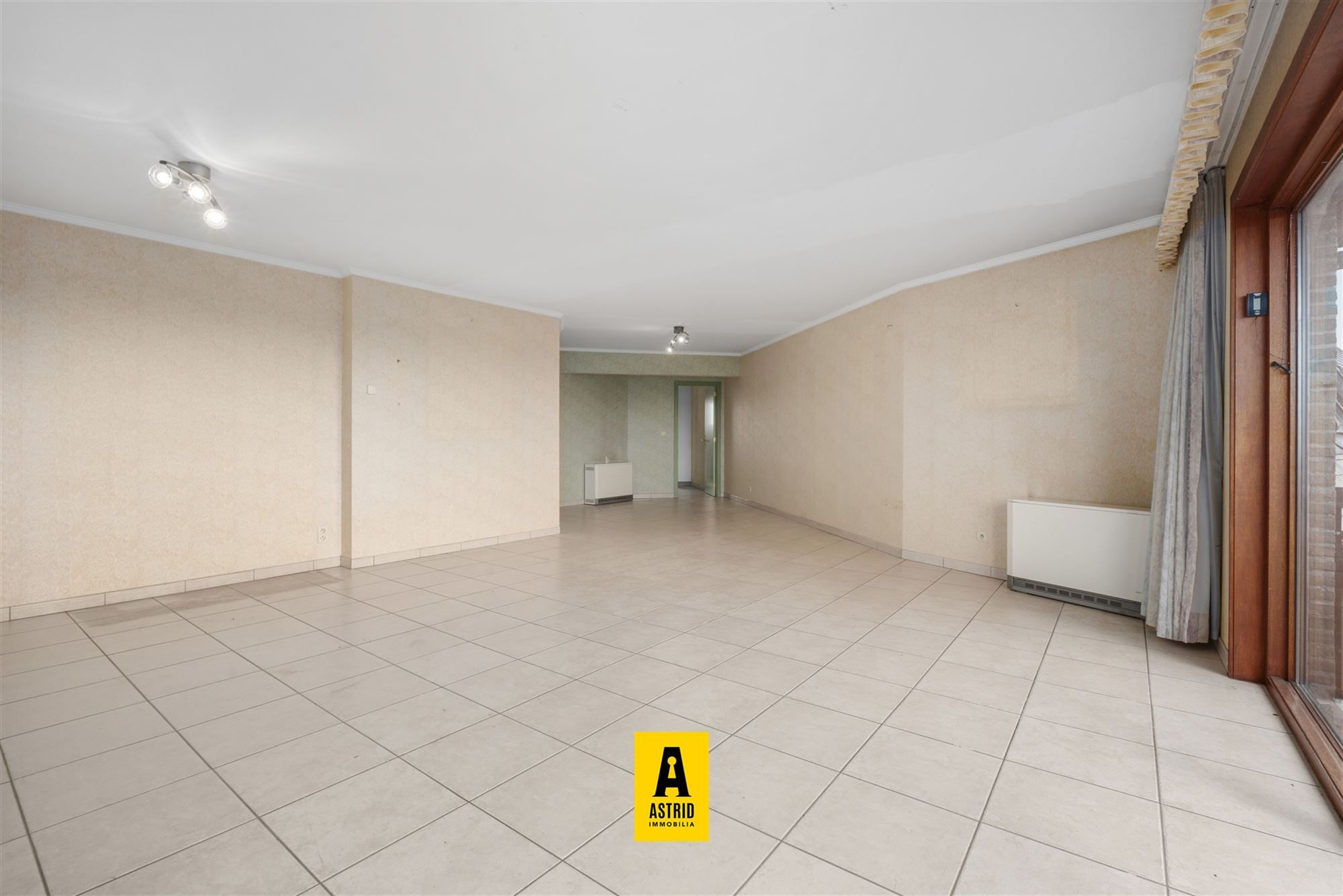 Ruim & zonnig 3-slpk-appartement met terras te Bredene! foto 7