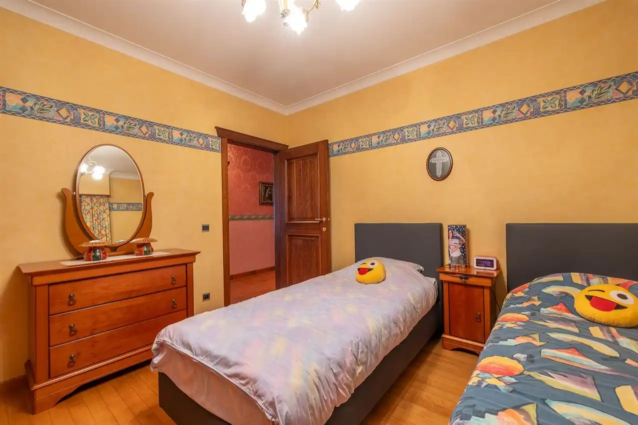 Villa grenzend aan agrarisch gebied met 4slk en opslag foto 16