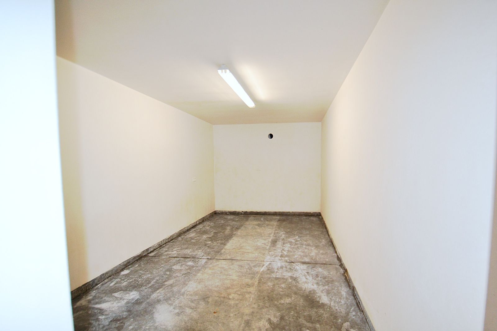 Moderne woning met ruime tuin! foto 15