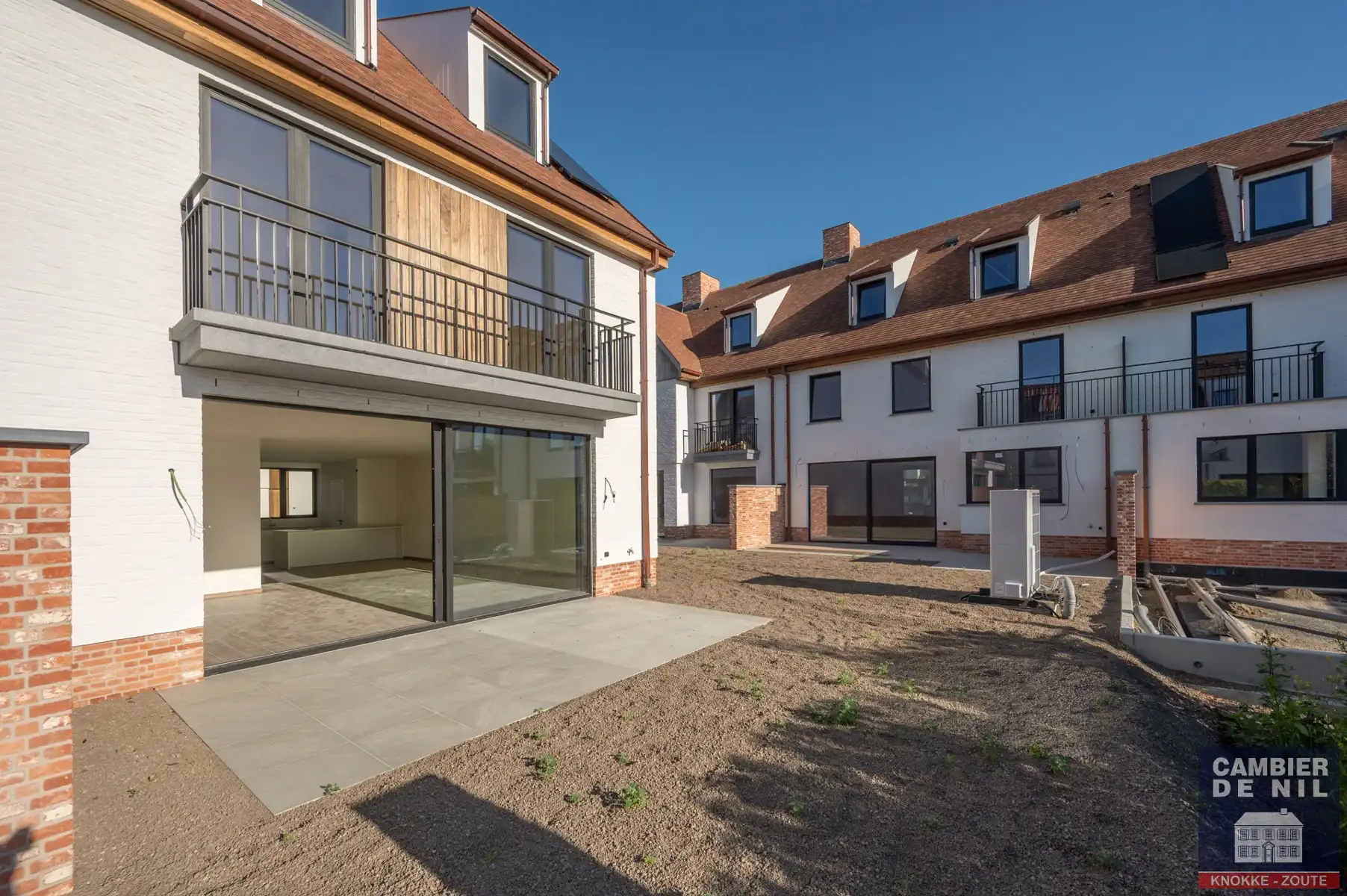 Nieuwbouw - ongemeubelde koppelvilla in rustige,  residentiële wijk te Knokke-Heist  foto 12