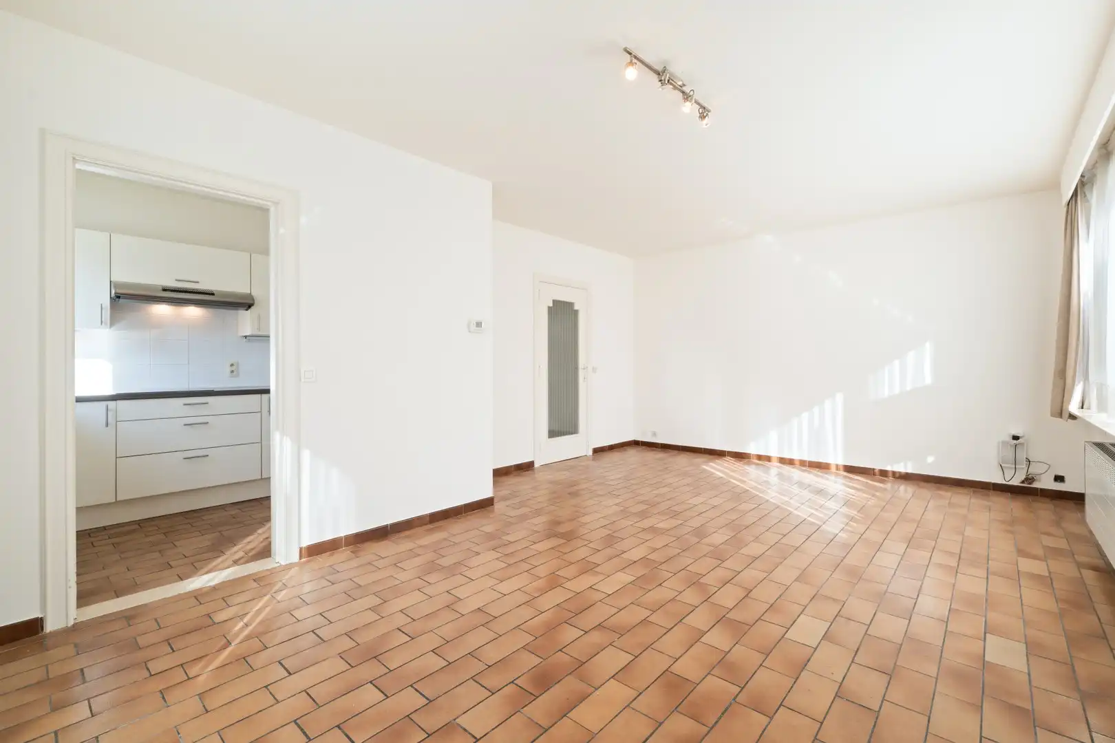 Appartement op het gelijkvloers met 2 slaapkamers en garagebox foto 6