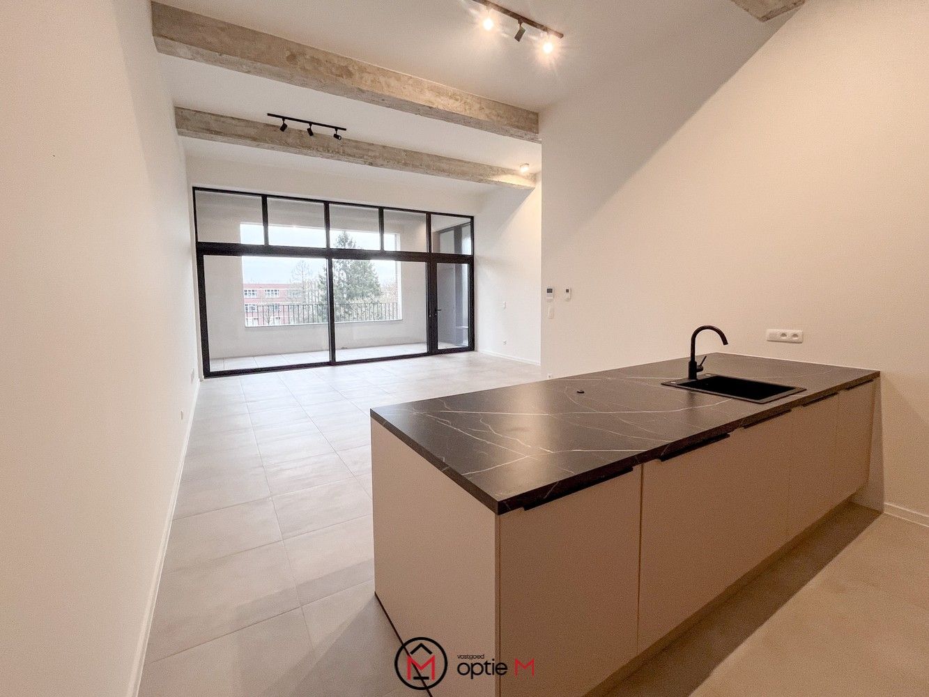 Loft in de historische Ambiorix Kazerne foto 3