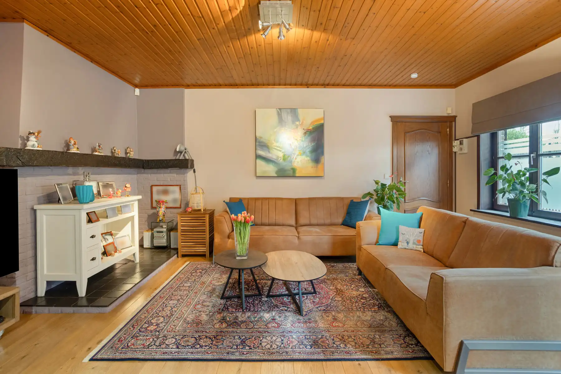 Halfopen met grote slaapkamers en zuidgerichte tuin foto 4