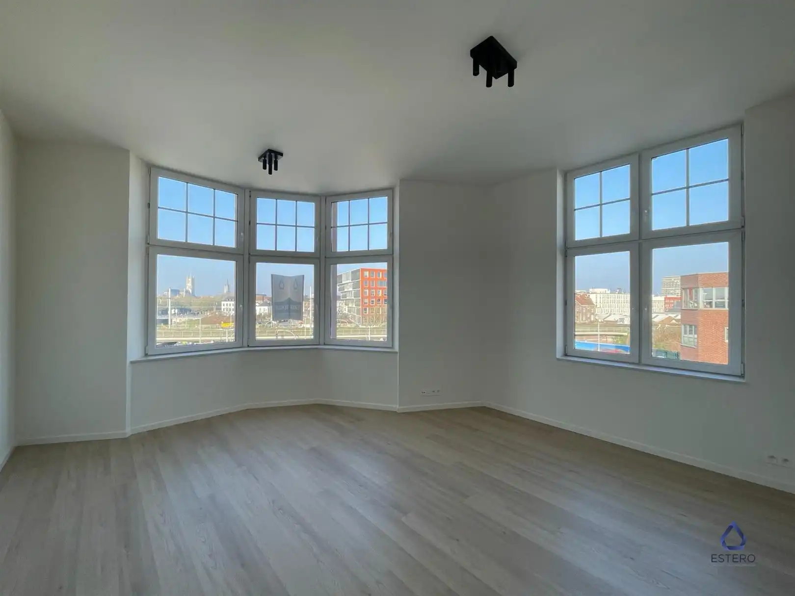 Gerenoveerd appartement op tolocatie foto 8