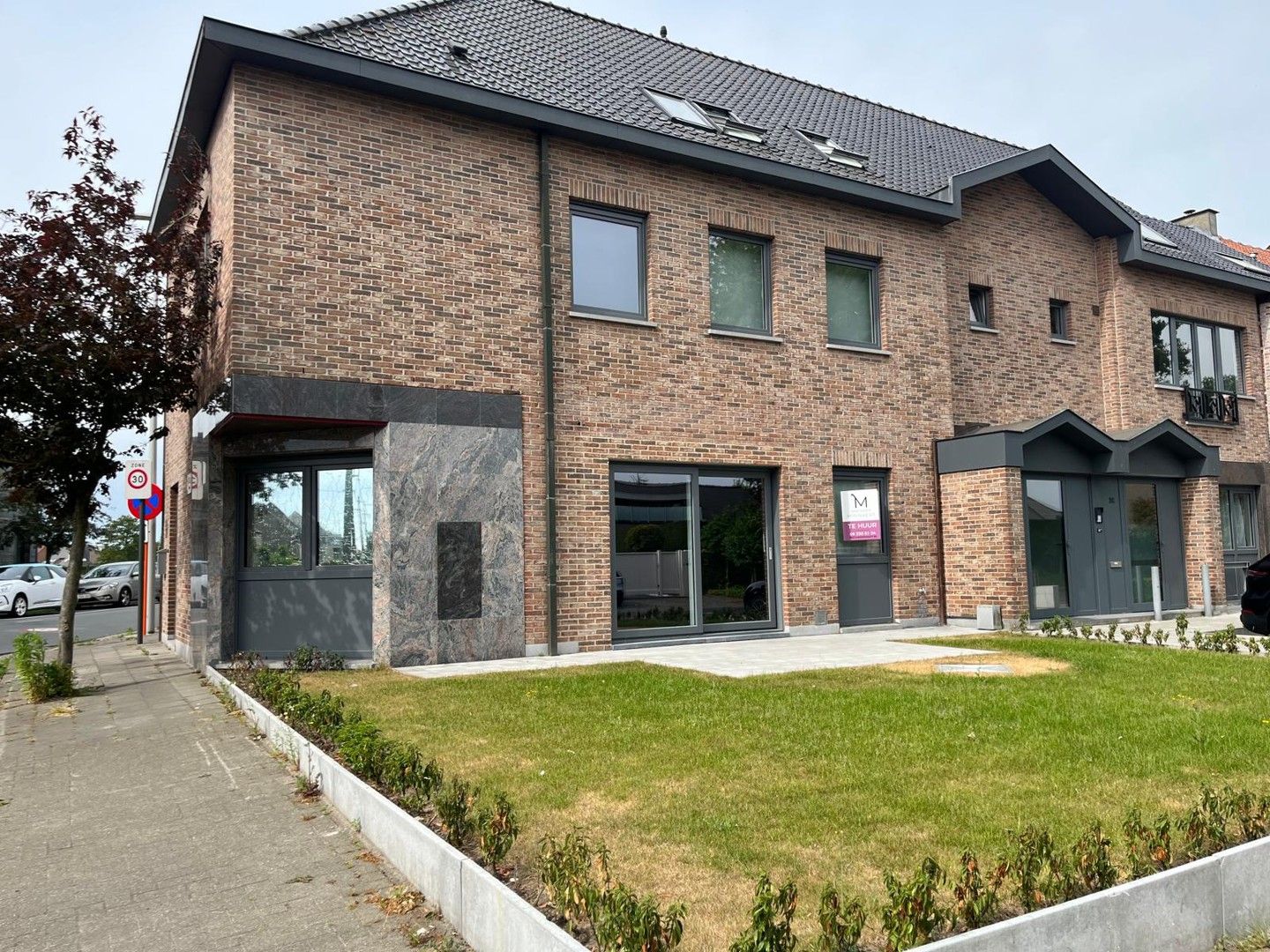 Appartement te huur foto {{pictureIndex}}