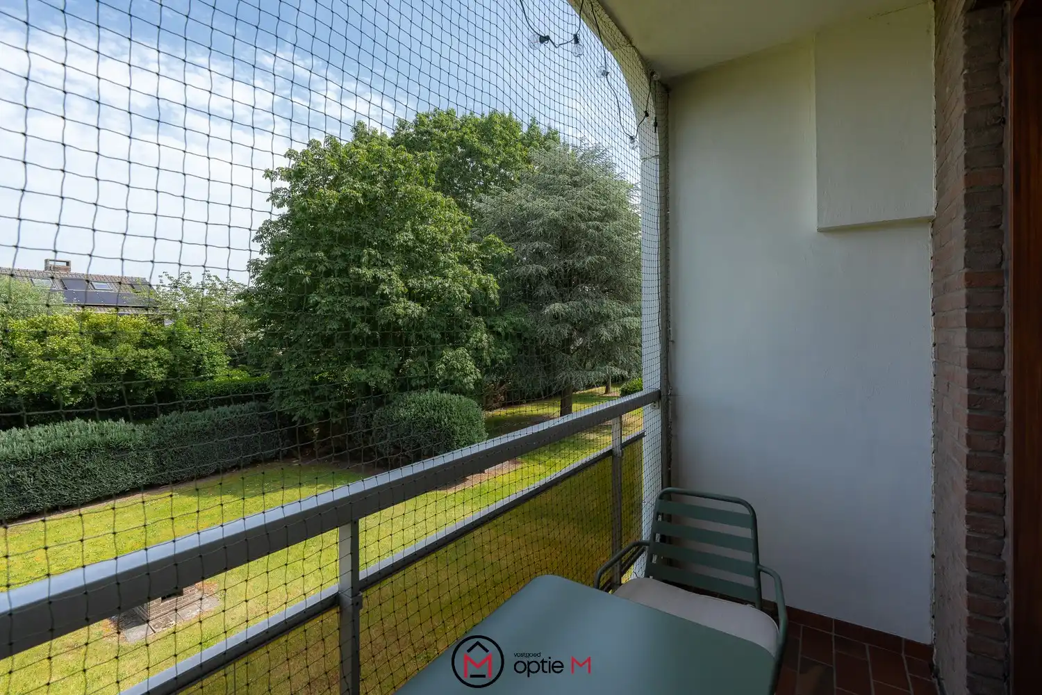 Ruim (102 m2) energiezuinig appartement inclusief garage te koop in Hasselt foto 17