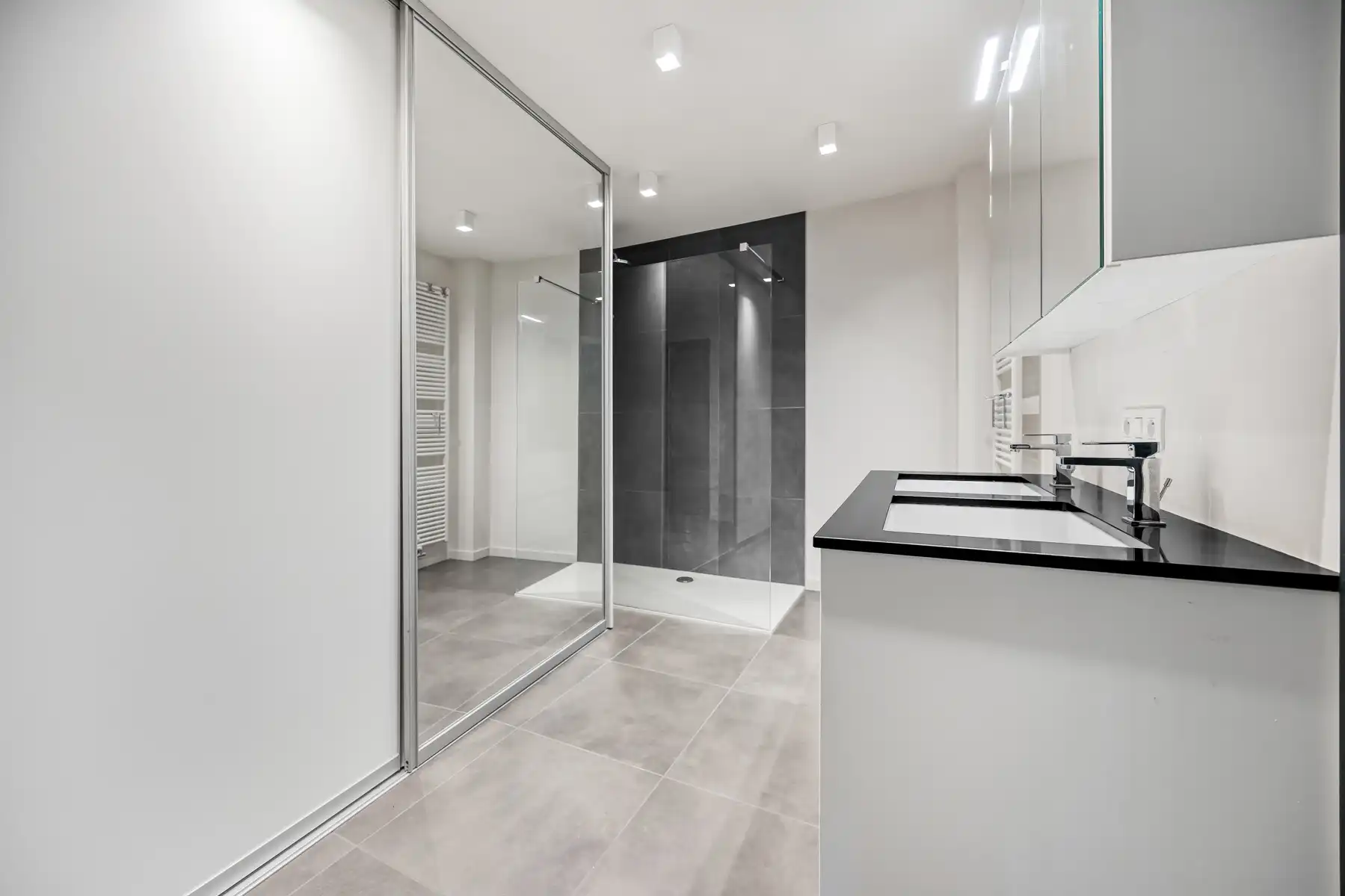 Kwalitatief appartement met 2 slpk en terras foto 10