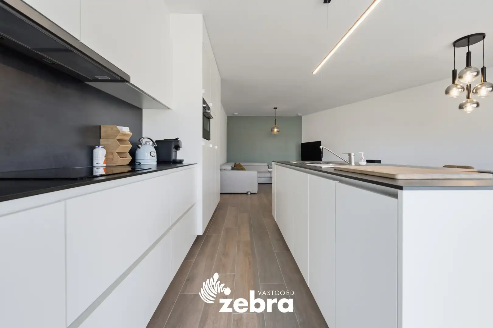 Ruim 2-slaapkamerappartement met twee terrassen! foto 9