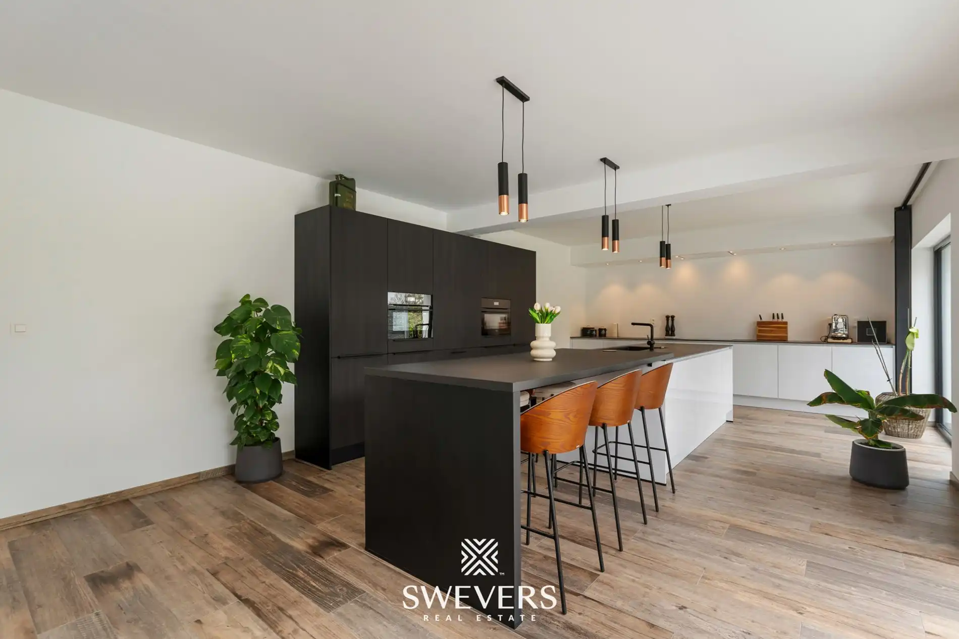 Volledig gerenoveerde villa met zwembad op prachtig perceel van 27a 49ca in Herk-de- Stad foto 9