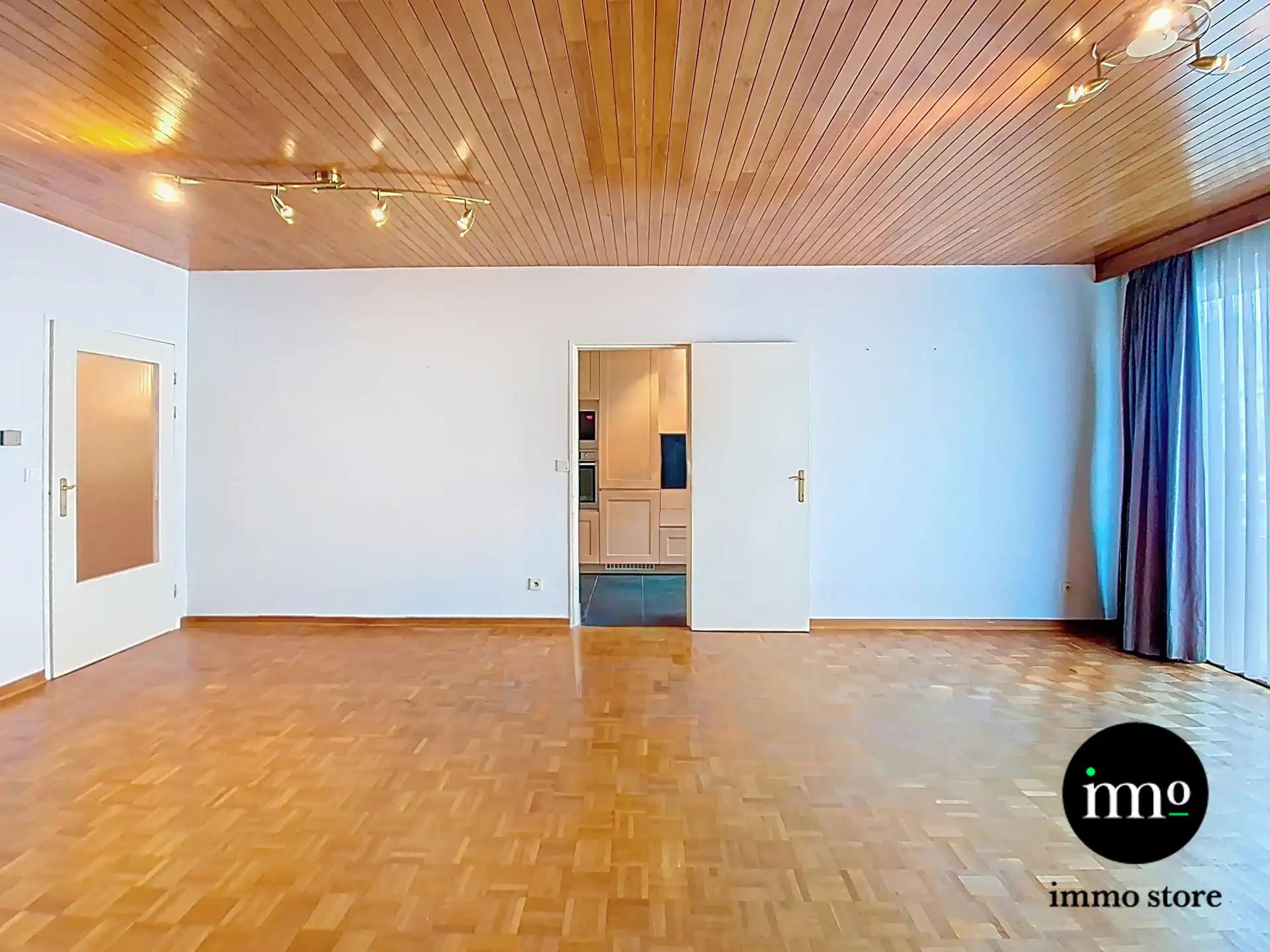 Instapklaar appartement met hyper uitgeruste keuken foto 2