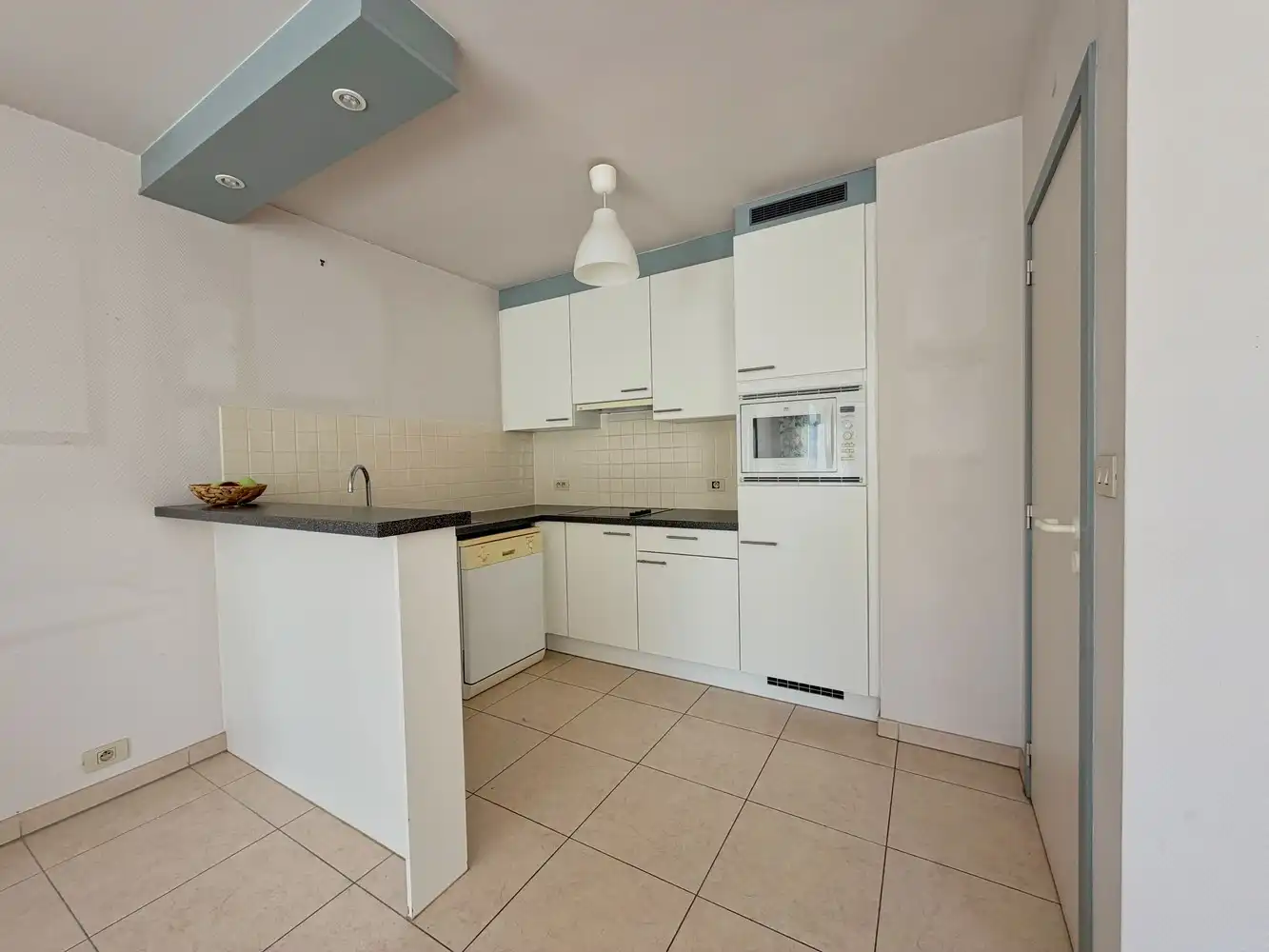 Lichtrijk appartement met 2 slpk in hartje Torhout! foto 6