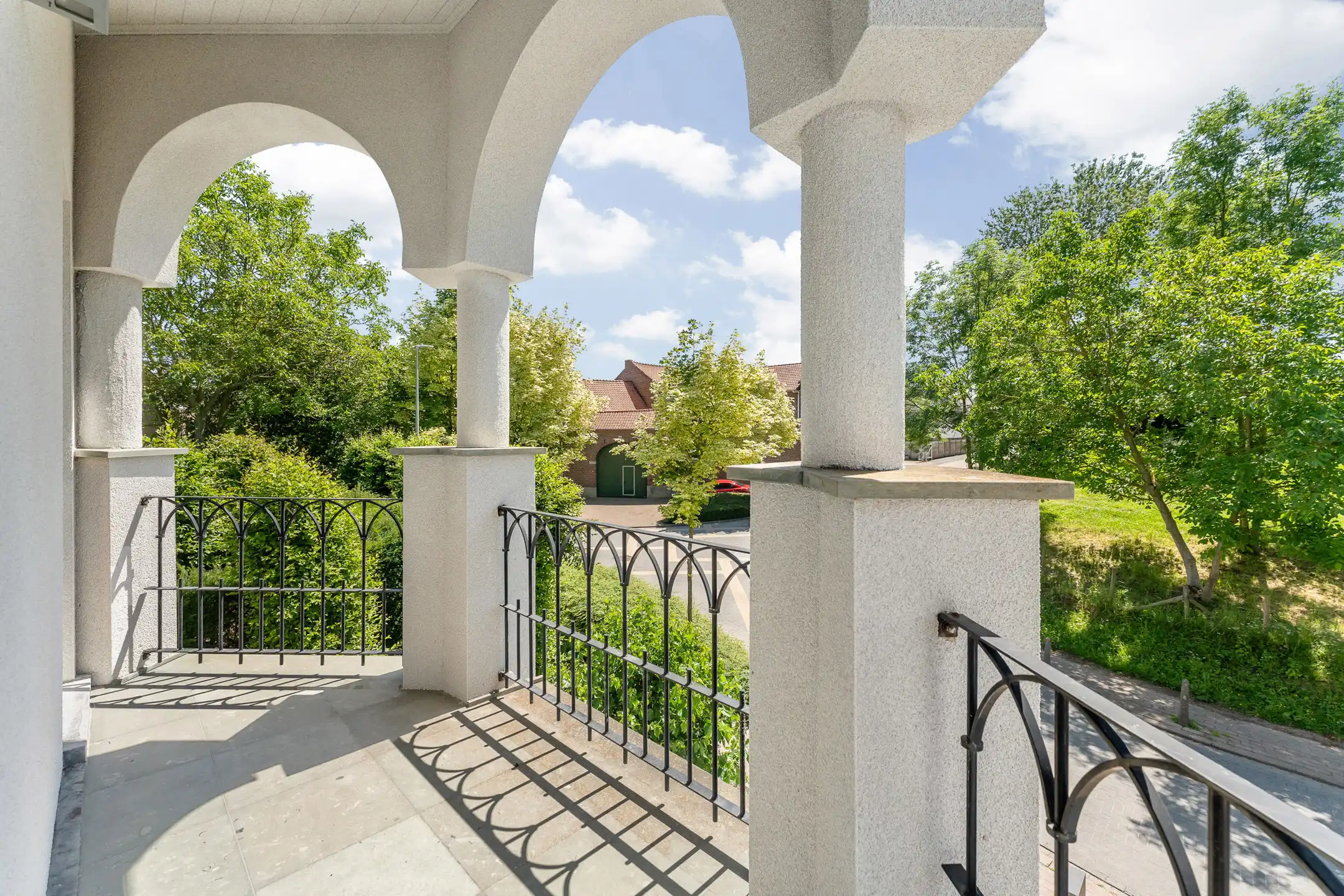 Mooie villa met achterliggende weide te Membruggen foto 2