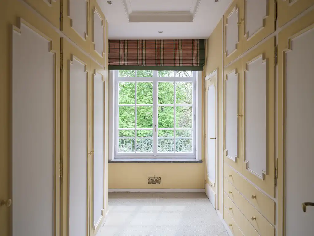 Exclusief landhuis met voormalig koetshuis, gelegen op een prachtig domein van circa 34.000 m² in Evergem foto 23