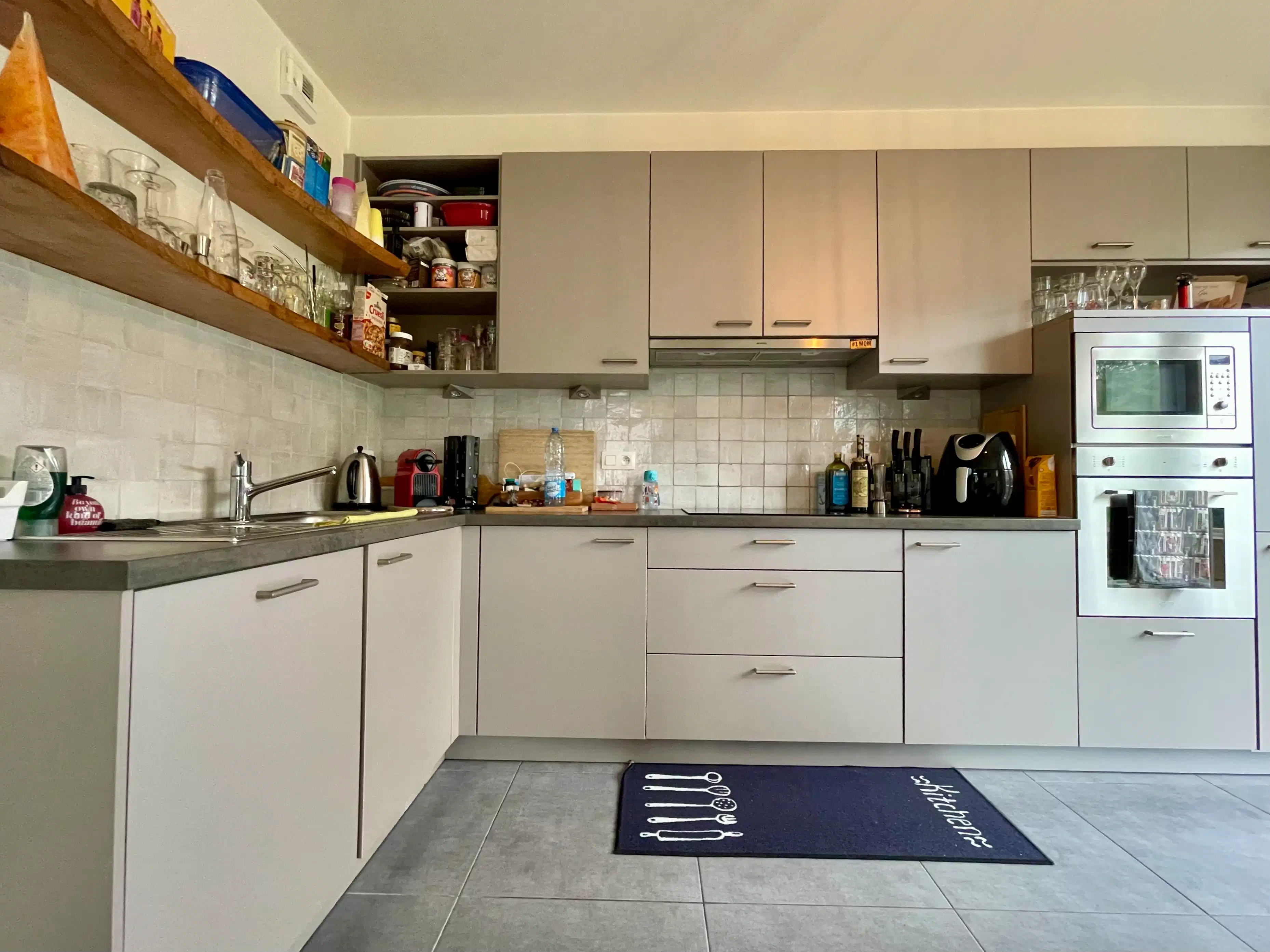Instapklare woning met 3 slaapkamers, garage en tuin foto 9