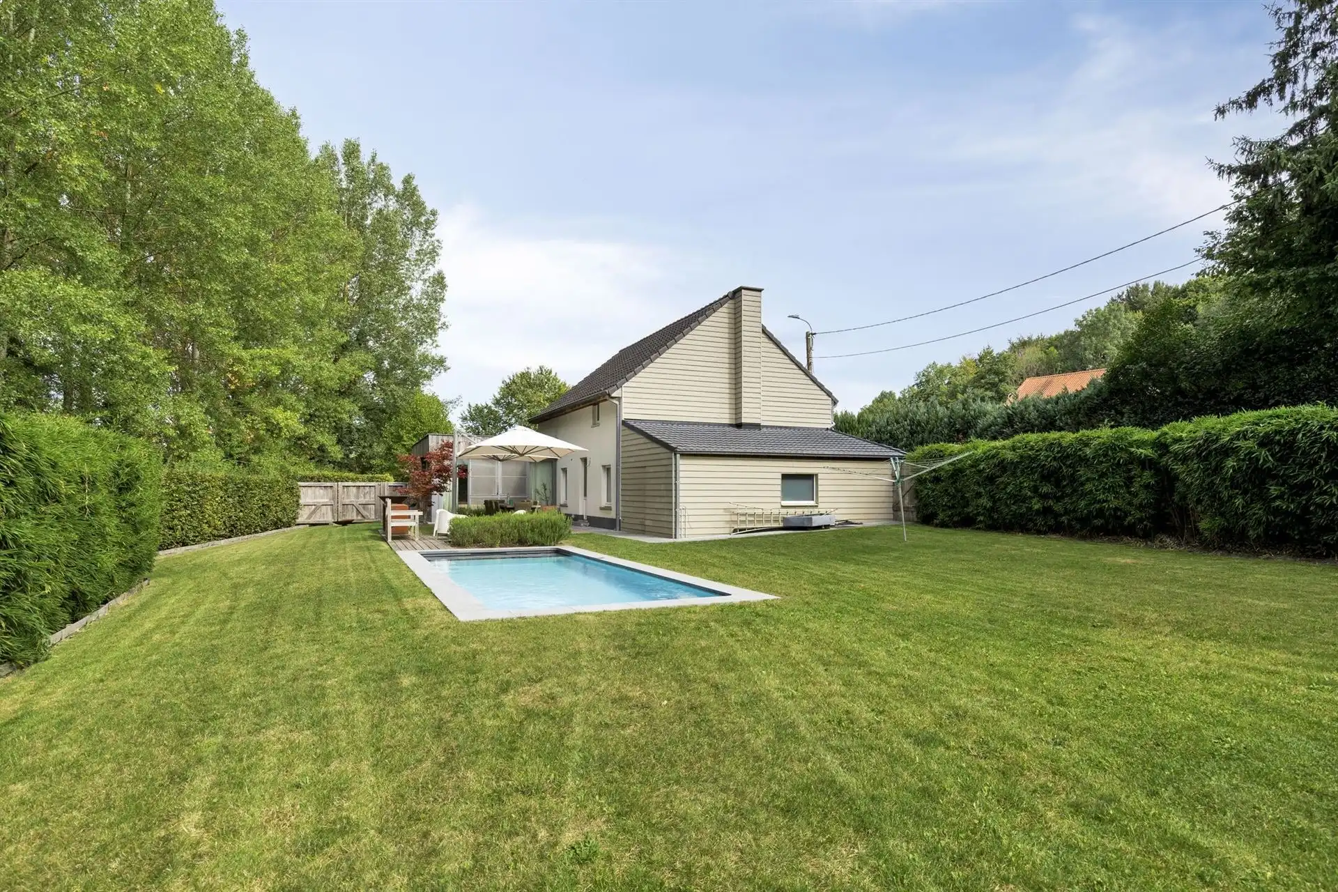 Prachtige woning op een zeer rustige locatie  foto 27