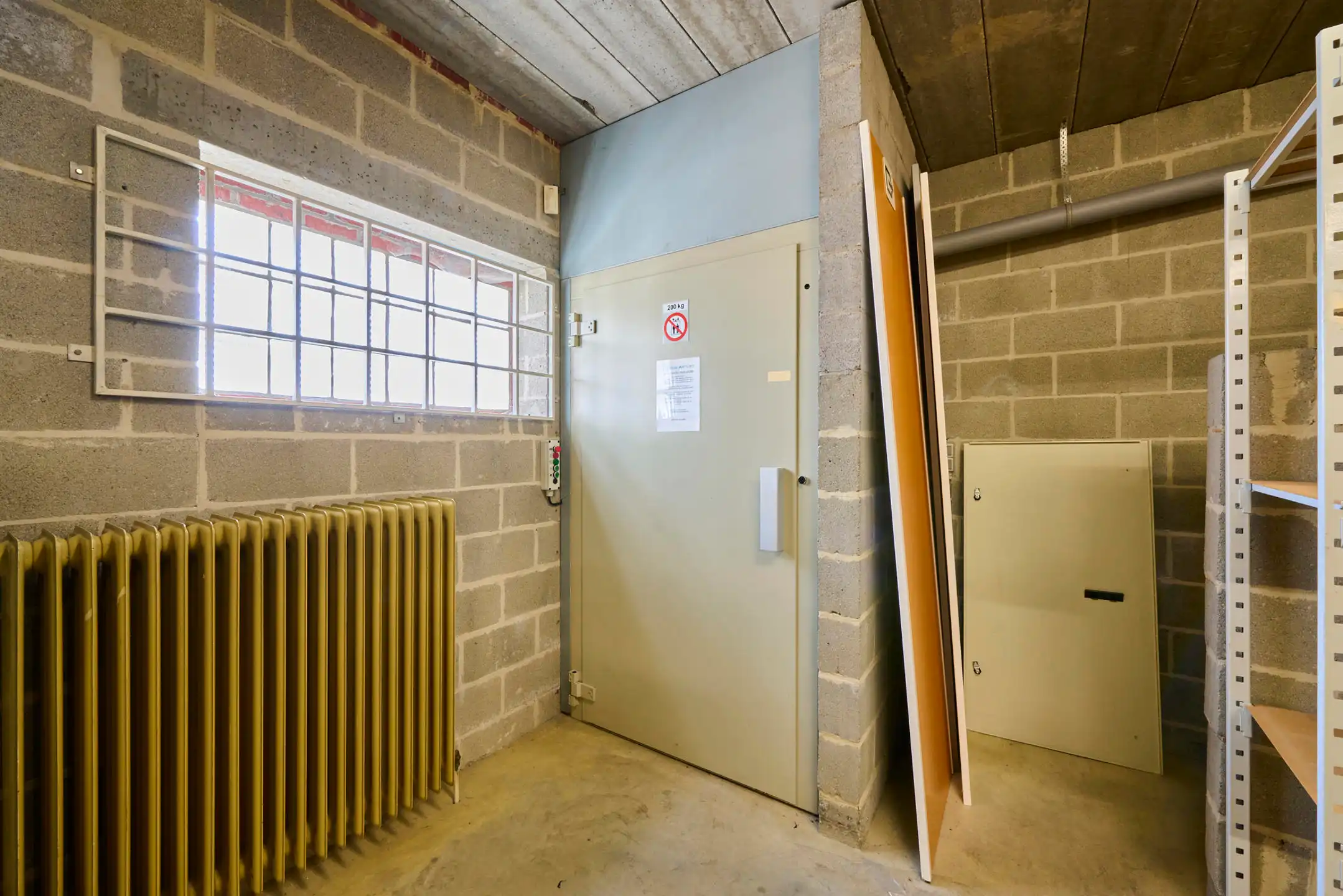 Te huur: multifunctioneel handelsgelijkvloers van 800m² foto 12
