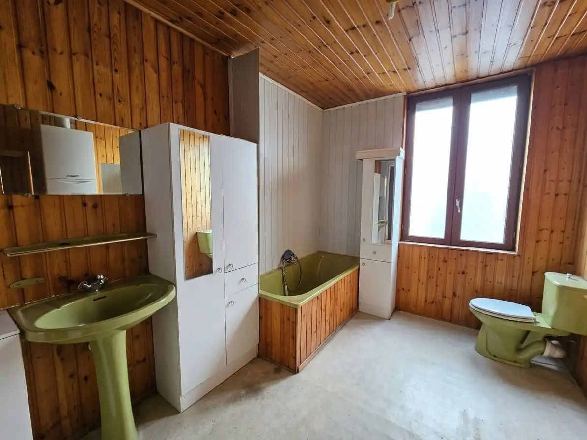 Te renoveren rijwoning op topligging! foto 6