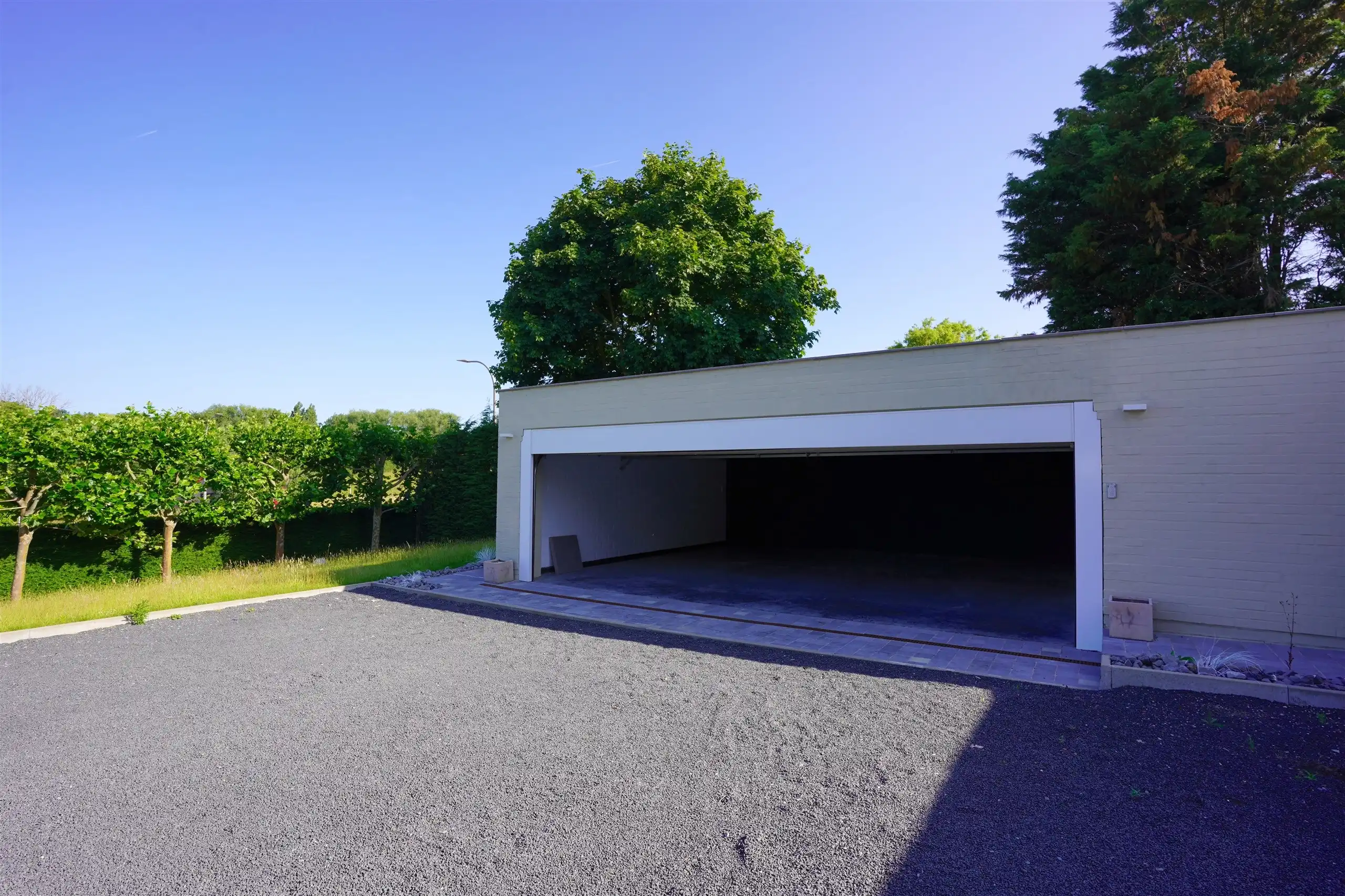 Grote gezinseigendom met 5 SLPK - BUREEL - ZWEMBAD! foto 5