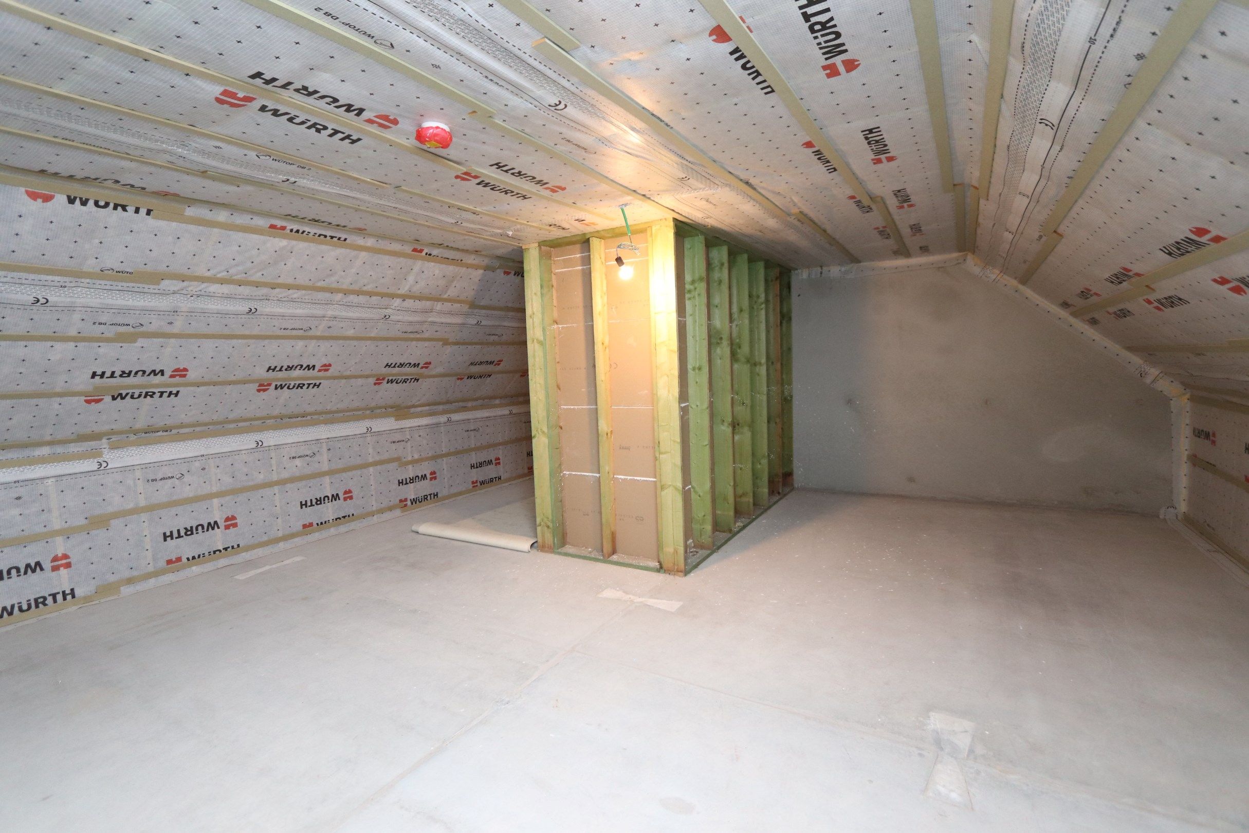 ENERGIEZUINIGE WONING MET CARPORT EN TUIN foto 17