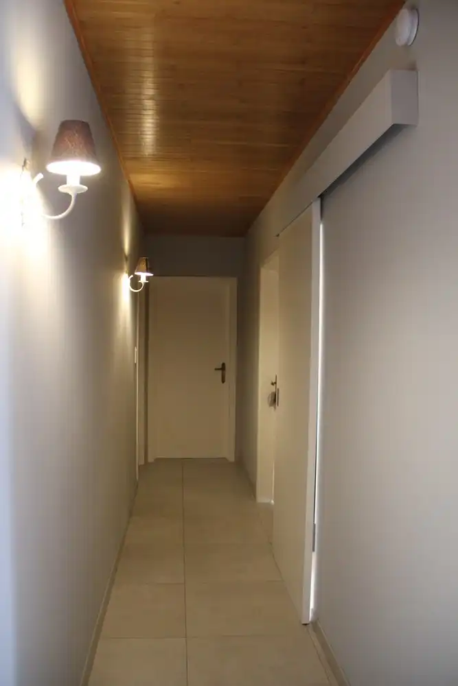 Instapklare gerenoveerde woning op 11a 75ca met prachtige, zuidgerichte tuin aan natuurgebied De Maten in Genk. foto 7